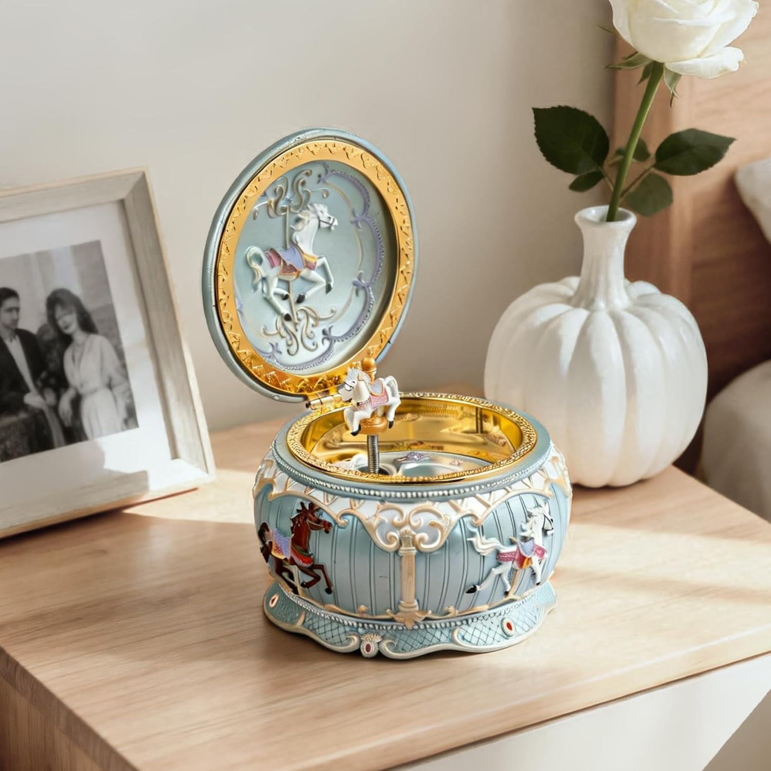Carousel Horse Music Jewelry Box Gift for Daughter Girls Wife, Mother Day Birthday Music Box with Lights Play Castle in The Sky Melody