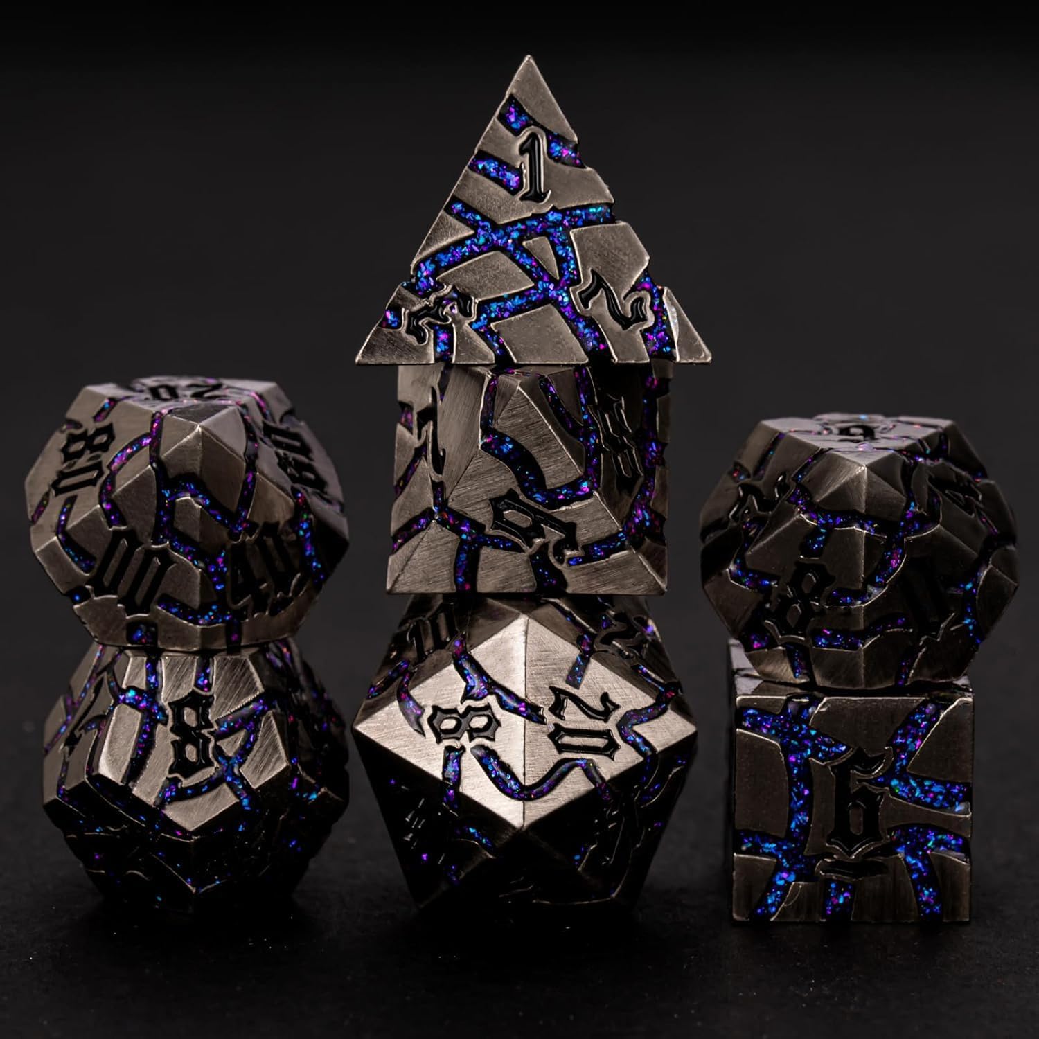 Cracked Rune Metal Dice Set for DND & RPG – Dark Fantasy Fractured Design, Premium Heavy Metal Polyhedral Dice with Deep Engraved Numbers, 7-Piece Set – Purple Arcane Vein