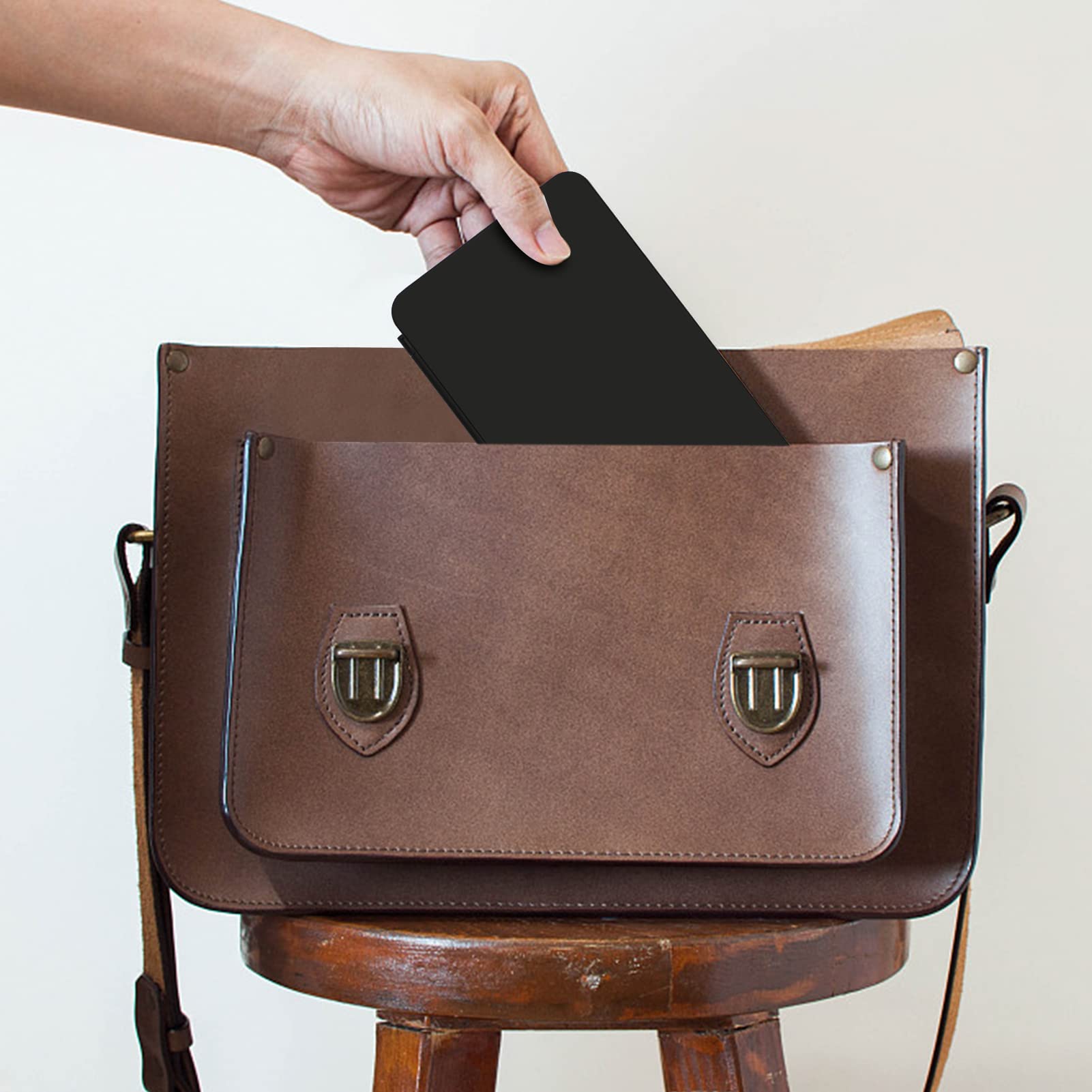 Skycase Games Card Aufbewahrungsbox für Nintendo Switch, 24 Spielkartenfächer, Tragbare Schutzhülle für Switch OLED, Hardcase Hülle