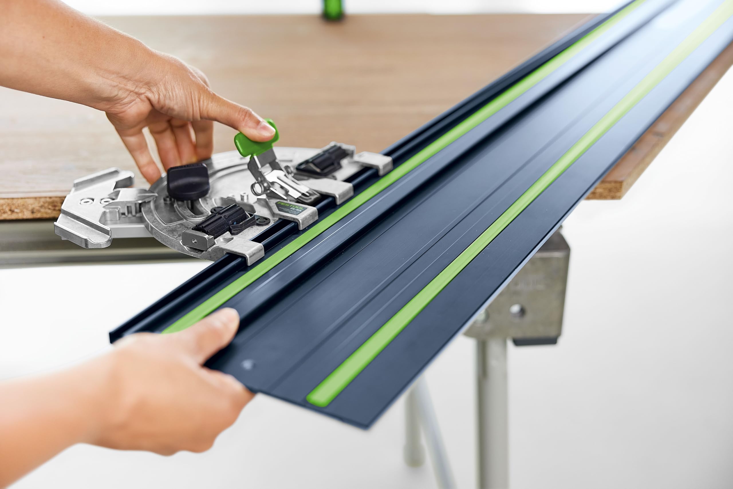 Festool Führungsschiene FS 1400/2 BL - Sägeschiene für Tauchsäge & Fräse | 1400mm Aluminium Führung mit Splitterschutz für präzise Schnitte, kompatibel mit Oberfräse und FS-Zubehör