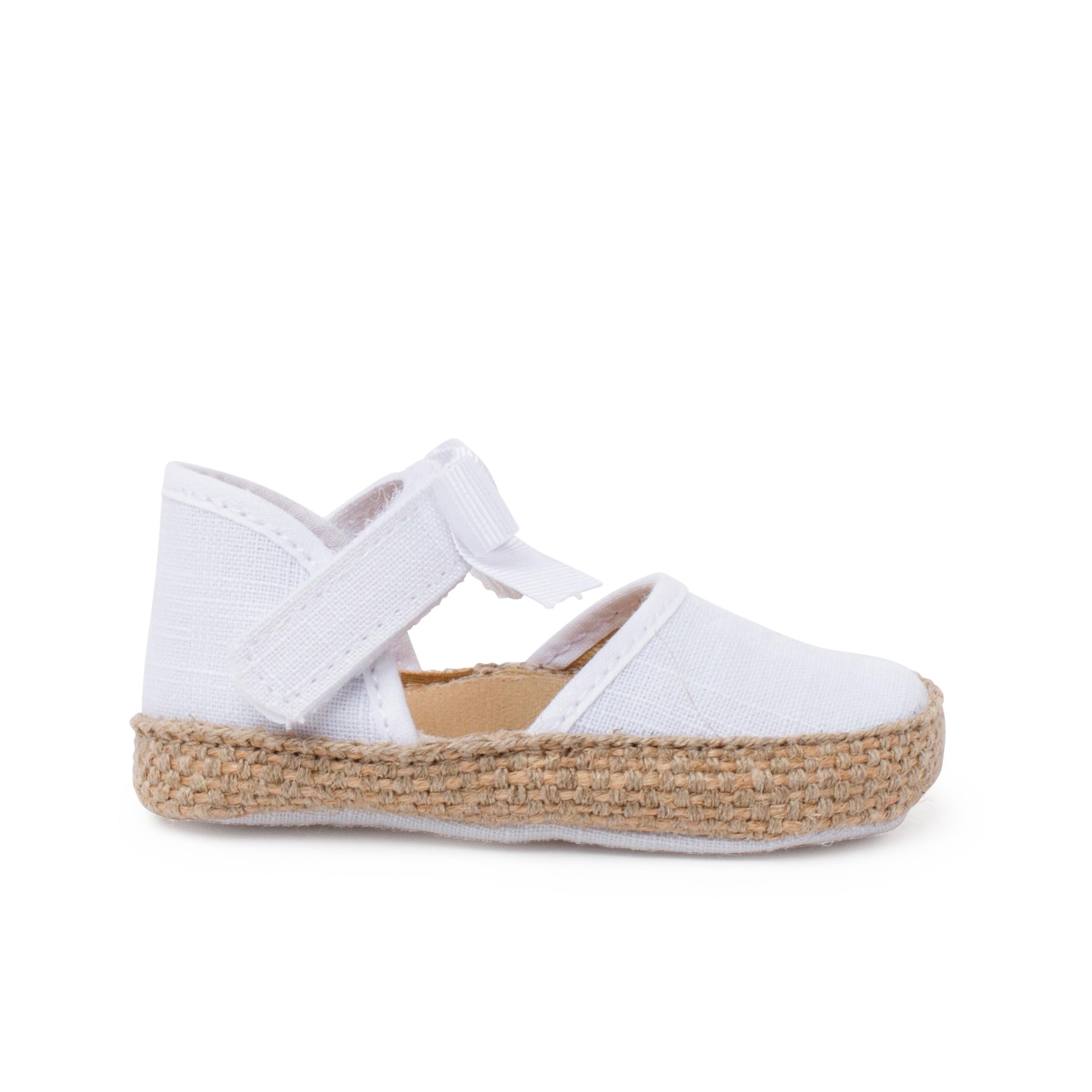 Pisamonas Alpargatas Bebé Adorno Lazo Y Mariposa Talla 18 Color Blanco