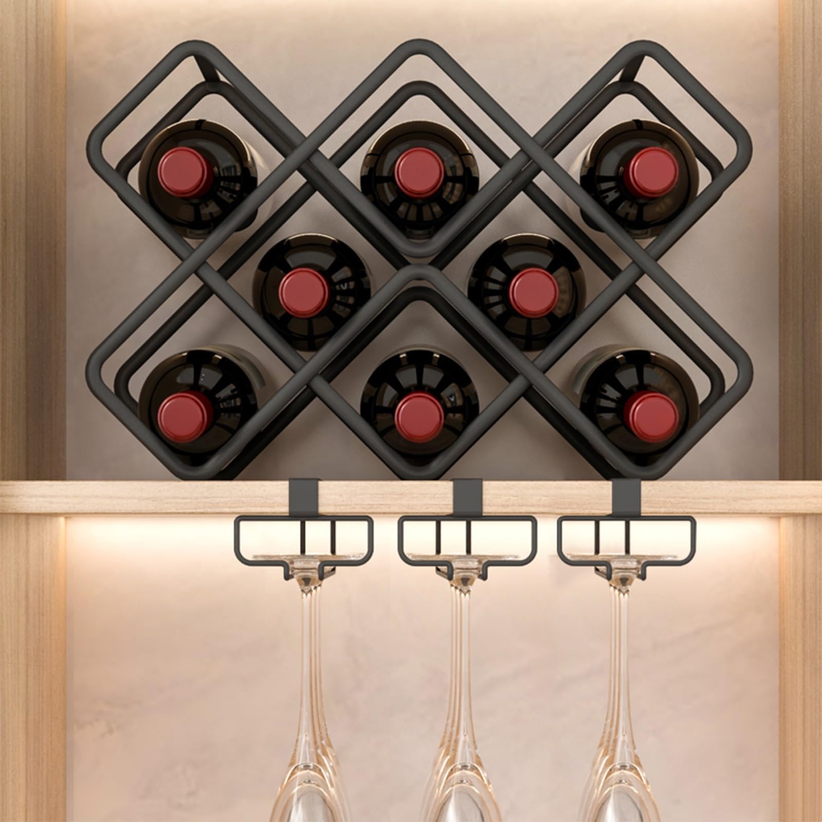 Casier à vin suspendu design pour une décoration de cuisine chic