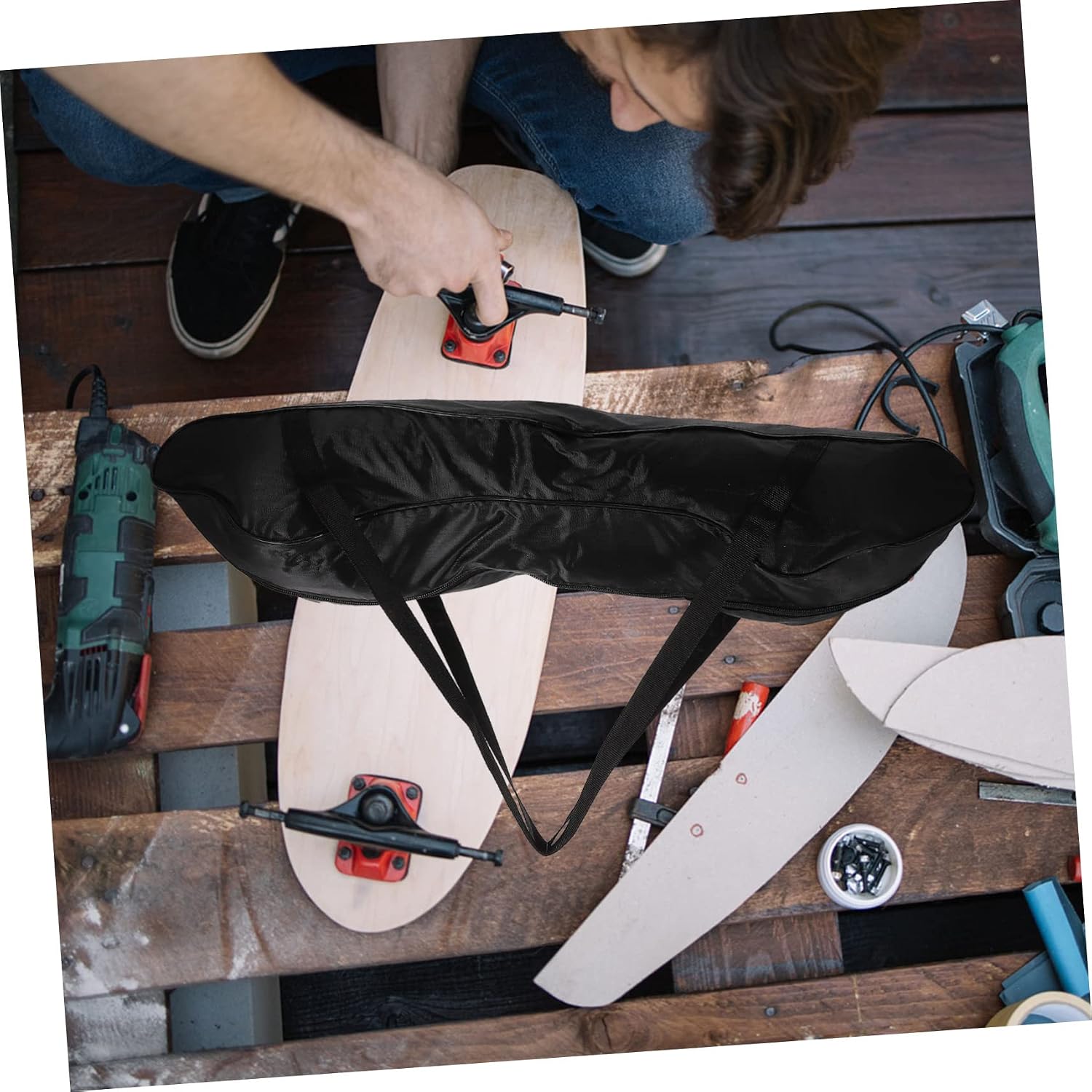 Carry Skateboard Backpack Shoulder Longboard Bag Multifunctional Skateboard Bag Practical Skater Backpack for Outdoor