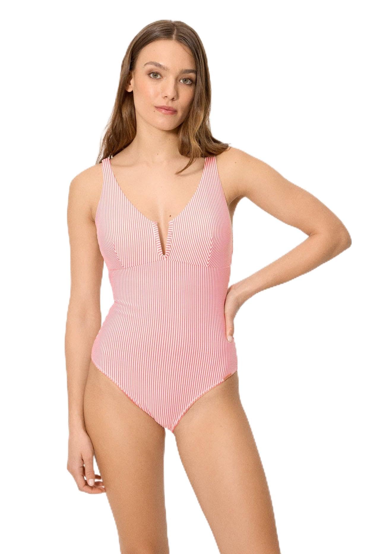YSABEL MORA Bañador Moldeador Bambula Rosa Copa B. Control Ligero Que Moldea Sin Apretar. Relleno Extraíble Sin Aros. Tejido con Textura Que Aporta Acabado Favorecedor .Colección Boat.