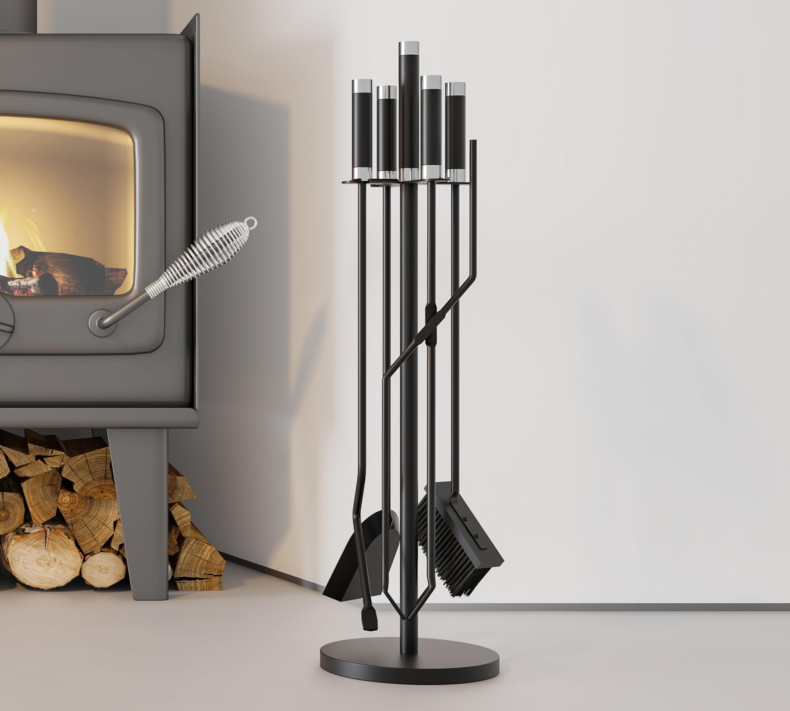 Kingson Set di 5 accessori per caminetto – Ferro rivestito in polvere nero con manici in acciaio inossidabile – Include spazzola, paletta, attizzatoio, pinze e supporto pesante – Set di strumenti per