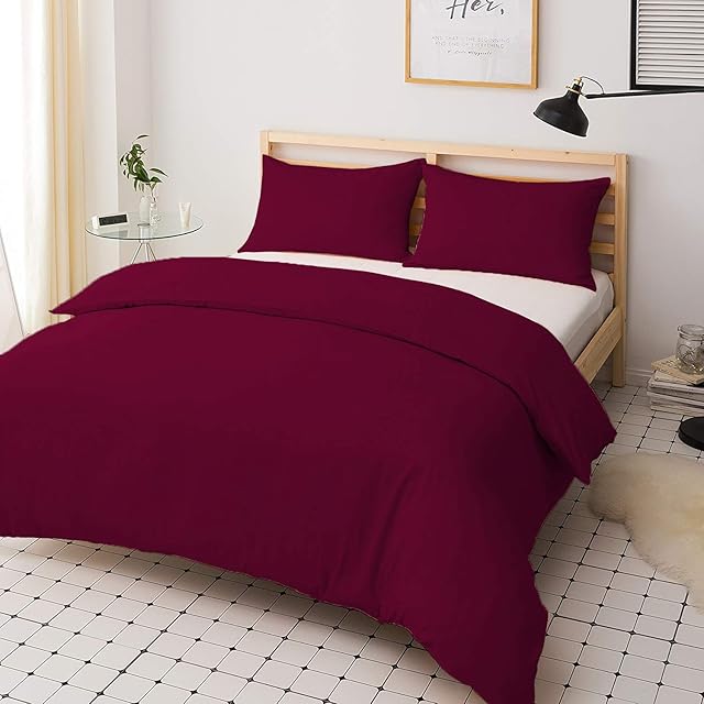 mFabrics Poly-Cotton Duvet Quilt Cover Set - Easy Care, Machine Washable - Single Double King Super King - Pillowcase Included (Aubergine, Single)