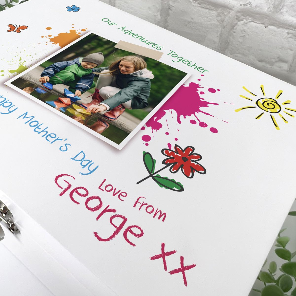 Caja de recuerdos personalizada de madera blanca con texto en inglés "Our Adventures Together", para mamá/abuela, de los niños/nietos | Día de la Madre, Día del Padre | 30 cm x 23 cm x 18 cm