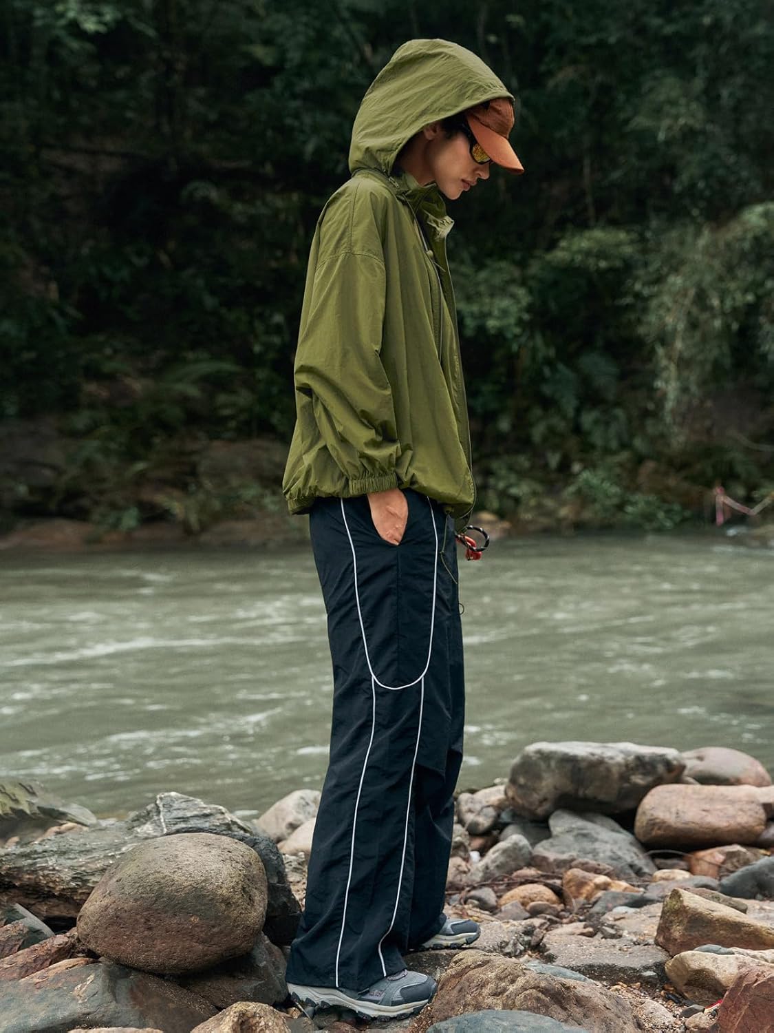 Yousify Womens Waterproof Rain Jackets Lightweight Zip Up Raincoat Outdoor Hiking Hooded Windbreaker with Pocket - Image 5