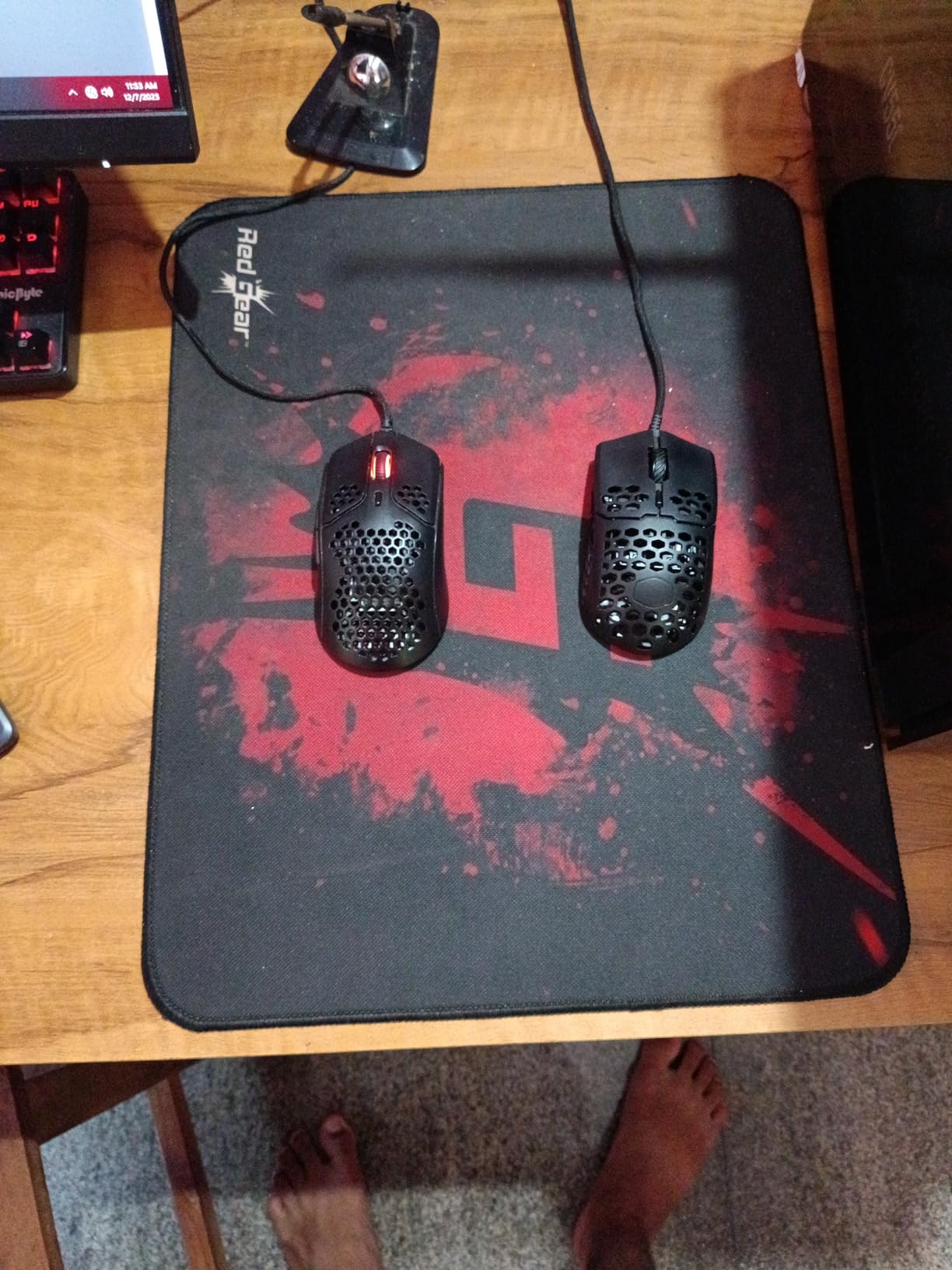 Amazon.in Buy Redgear MP44 ControlType Gaming Mousepad (Black and Red