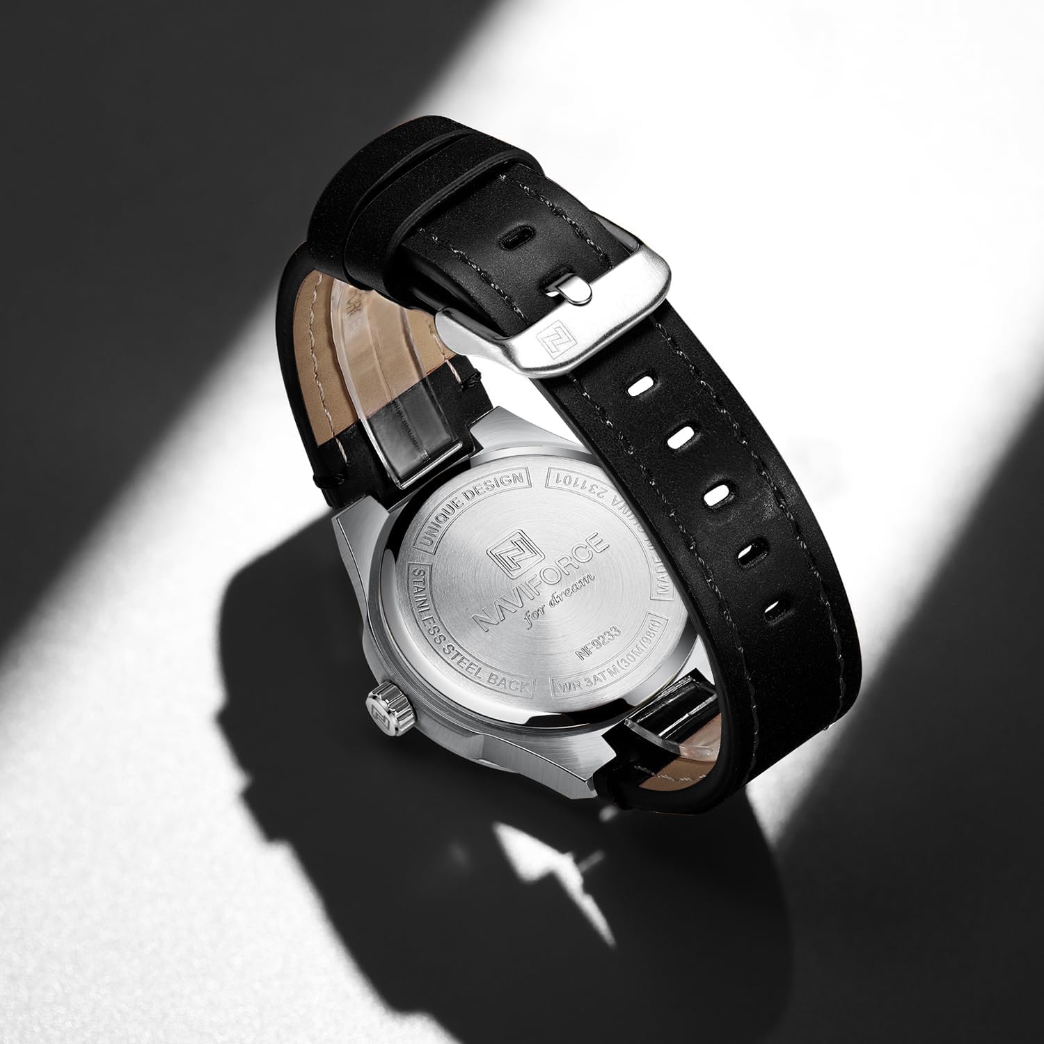 Men's Rugged Leather Strap Watch for Daily, Outdoor & Business, Quartz Movement, 30M Water Resistant, Multiple Color Options