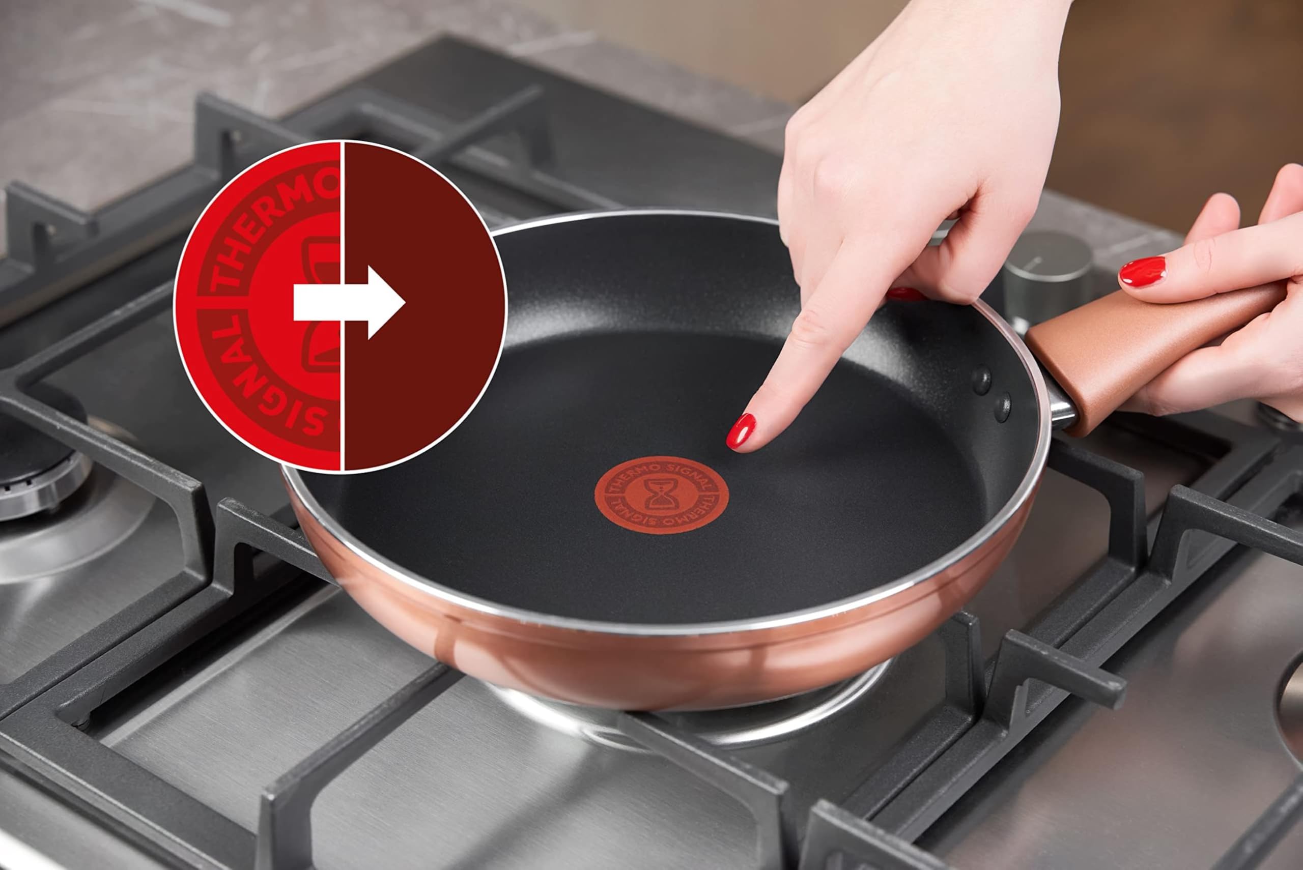 Lagostina Ramata Padella Antiaderente in Alluminio Ø 28 cm con Esterno Effetto Rame, Pentola Gas e Forno, Rivestimento Titanium Easy, Manico Ergonomico in Bakelite (induzione esclusa)