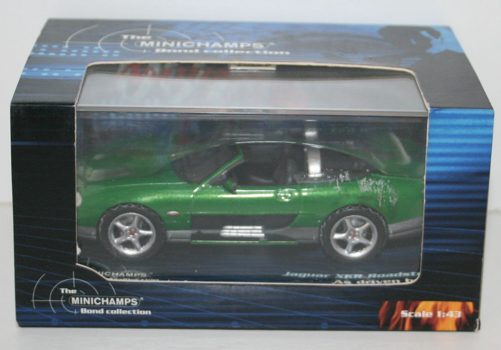 Amazon | DP 1/43 ジャガー XKR 007仕様(スペシャルパッケージ 