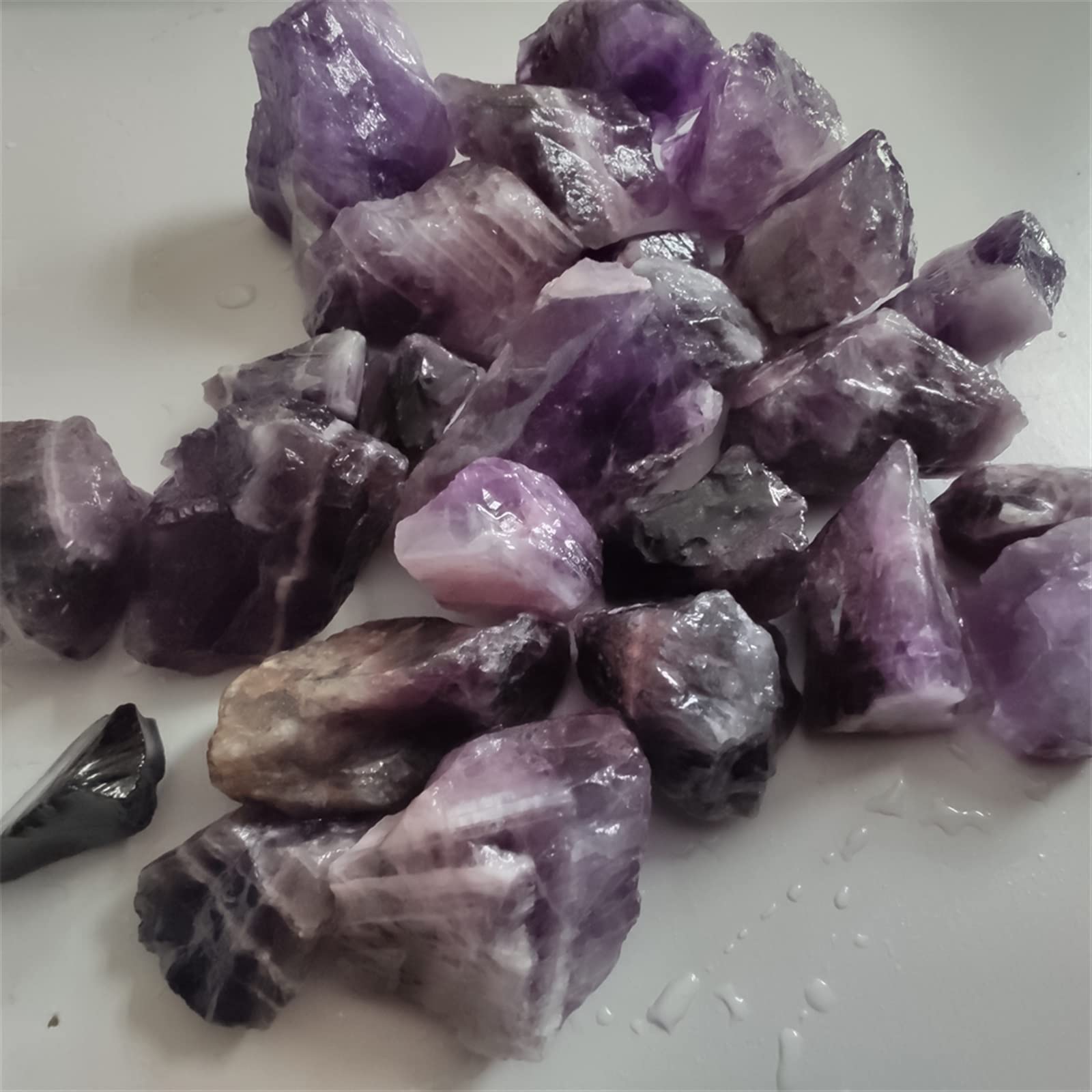 100g Naturale Ametista Scuro Cristallo Pietra Roccia Acquario Decorazione della Stanza di casa PEIQIYIN Raccolta domiciliare(Size:2-3cm)