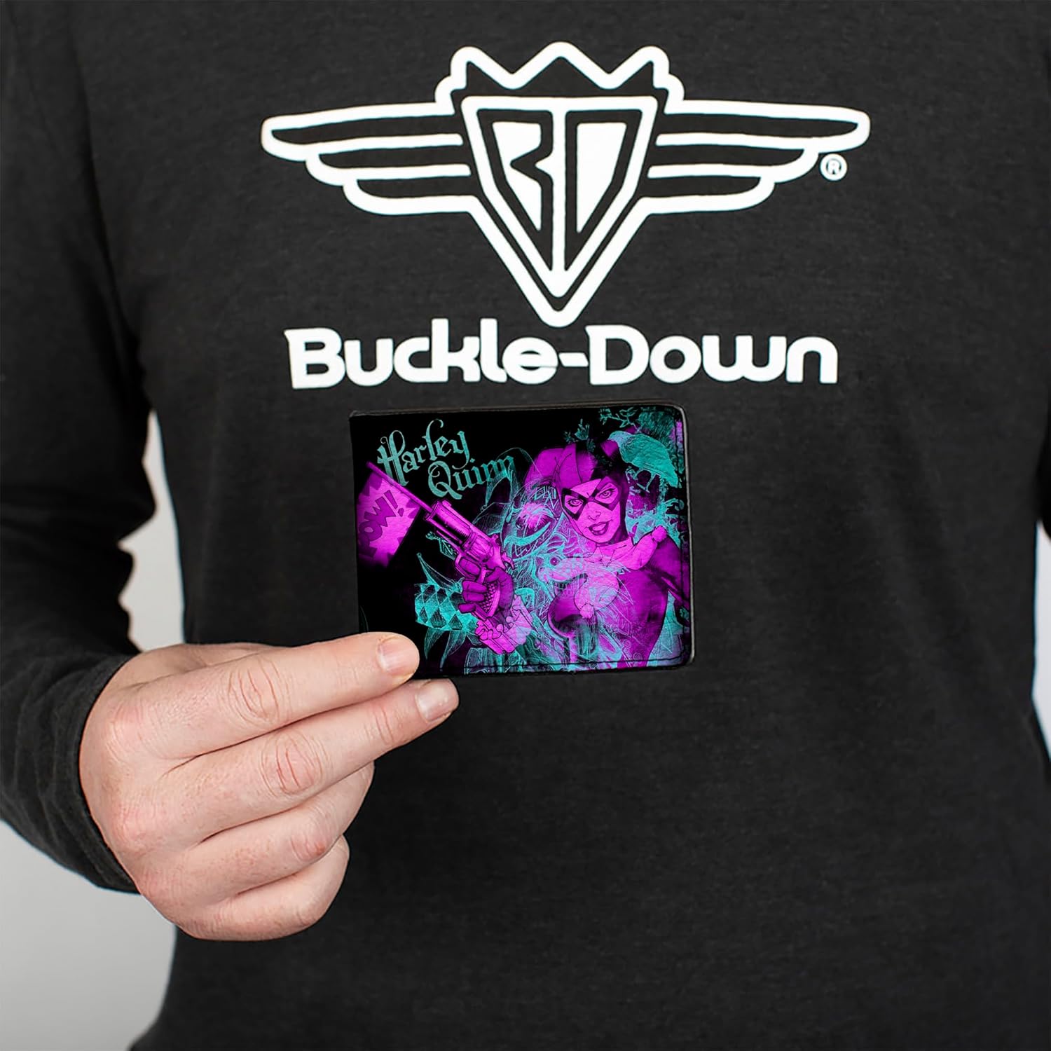 Buckle-Down mens Buckle-down Pu Bifold - Harley Quinn Pow + Aiming Poses/Joker Sketch Black/Turquoise/Fuchsia Wallet, Multicolor, One Size US - Image 3