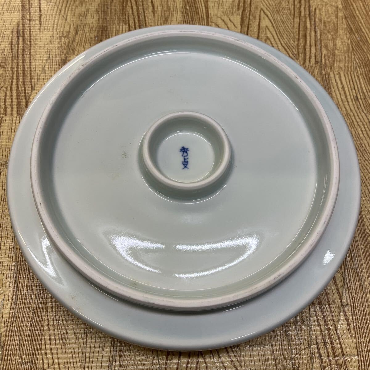 Amazon.co.jp: 有田焼 秀貞作 くらしの器 大皿 共箱 直径21cm