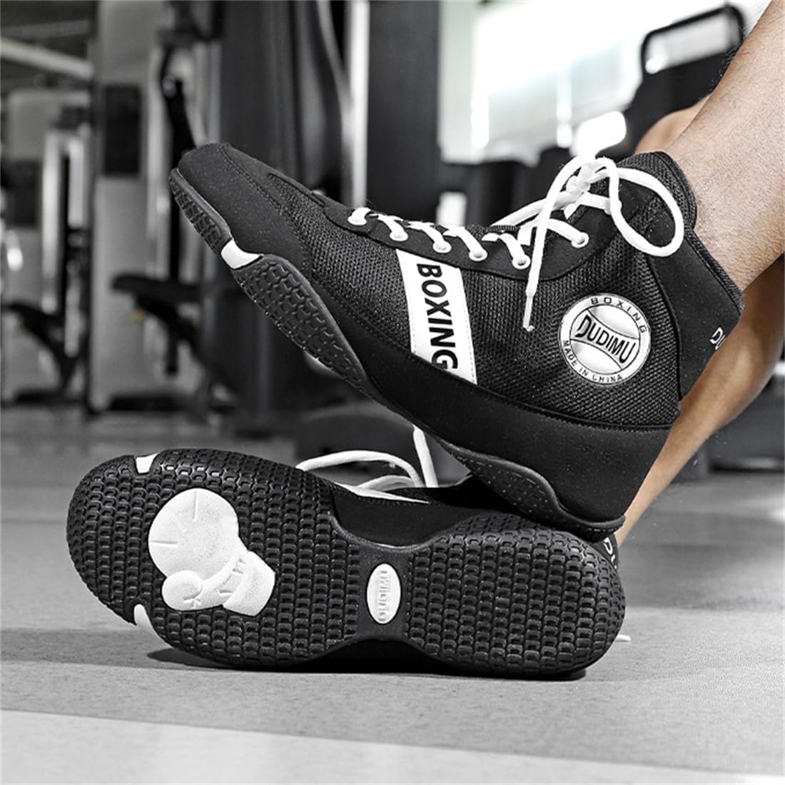 Chaussures de Kickboxing de Combat pour Hommes, Chaussures de Fitness Légères à Coup Moyen pour la Boxe, l'Entraînement et la Compétition