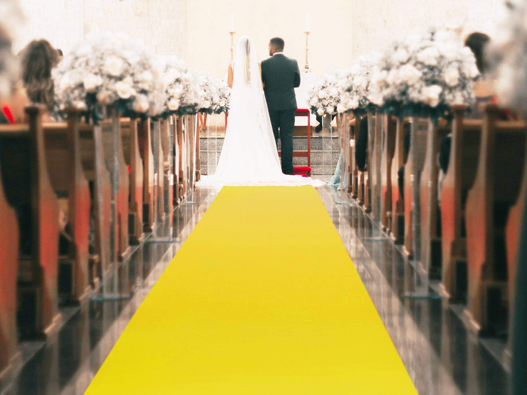 Tappeto per Matrimonio Giallo PODIUM- 2,00m x 14,00m, Passatoia al Metro VIP - Evento e Negozi | Resistente Al Fuoco | Chiesa, Sfilata e Cerimonie | Passatoia Nuziale