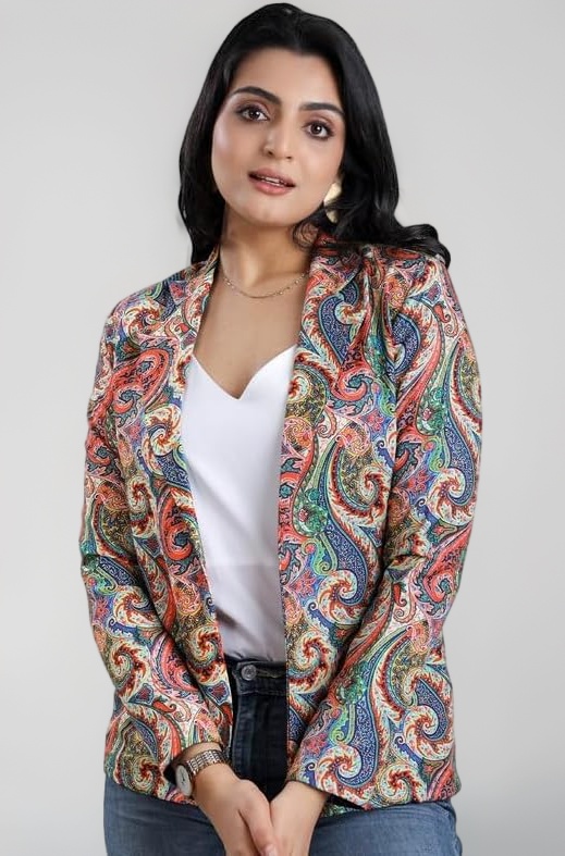 Fabcurate Signature Chic Blazer for Women | Versatile Polyester Jacket Everyday to Special Occasions | All-Season Poly Rayon Jacket in Pink and Blue with Notched Collar, Full Sleeves, Regular Fit