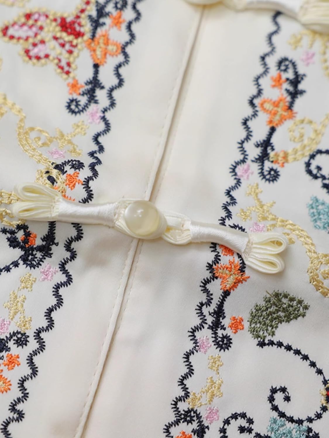 Moms autumn Chinese style vest temperament middleaged and elderly round neck embroidered jacket