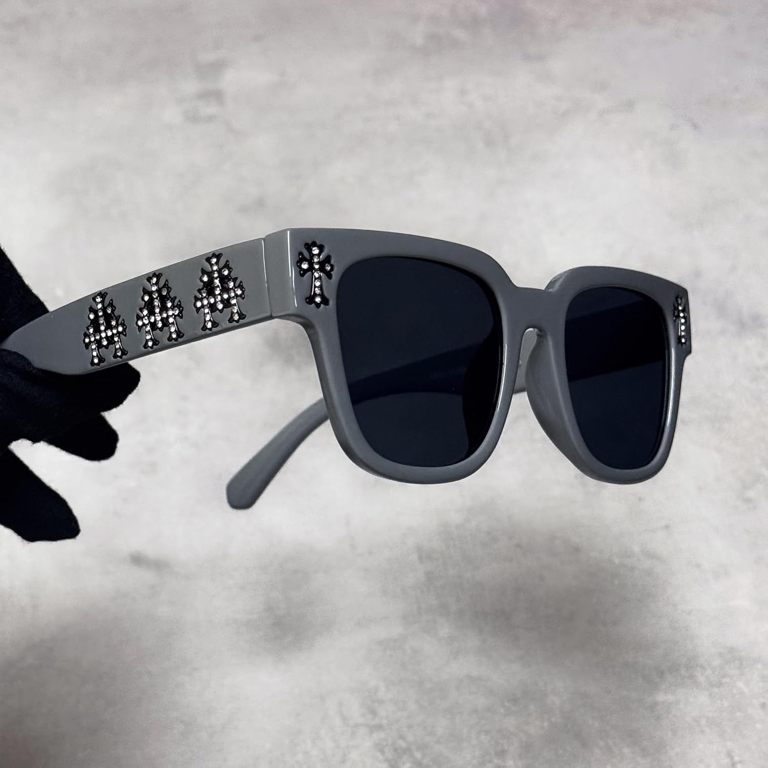 ICE STAR Fashion Square Sunglasses, Retro Multi-Cross Accent Design, UV Protection, Unisex Streetwear Shades