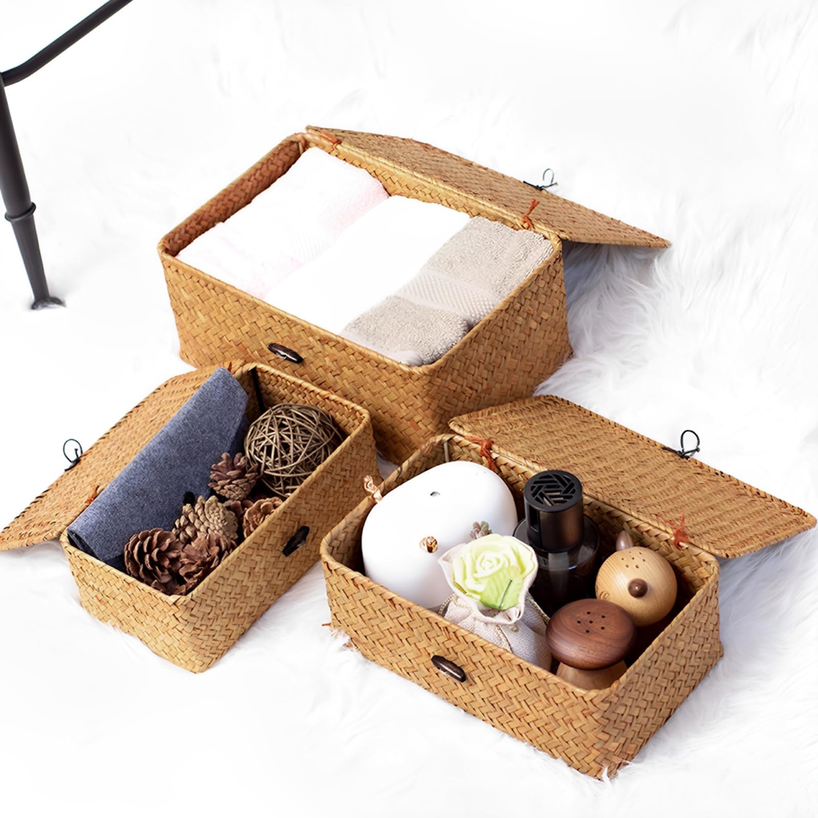 YAYODS Lot de 3 Panier en Algues Naturelles avec Couvercle - Panier de Rangement Tressé en Rotin Rectangulaire - Corbeille de Rangement Empilable pour Salle de Bain, Salon et Cuisine - Design Rustique