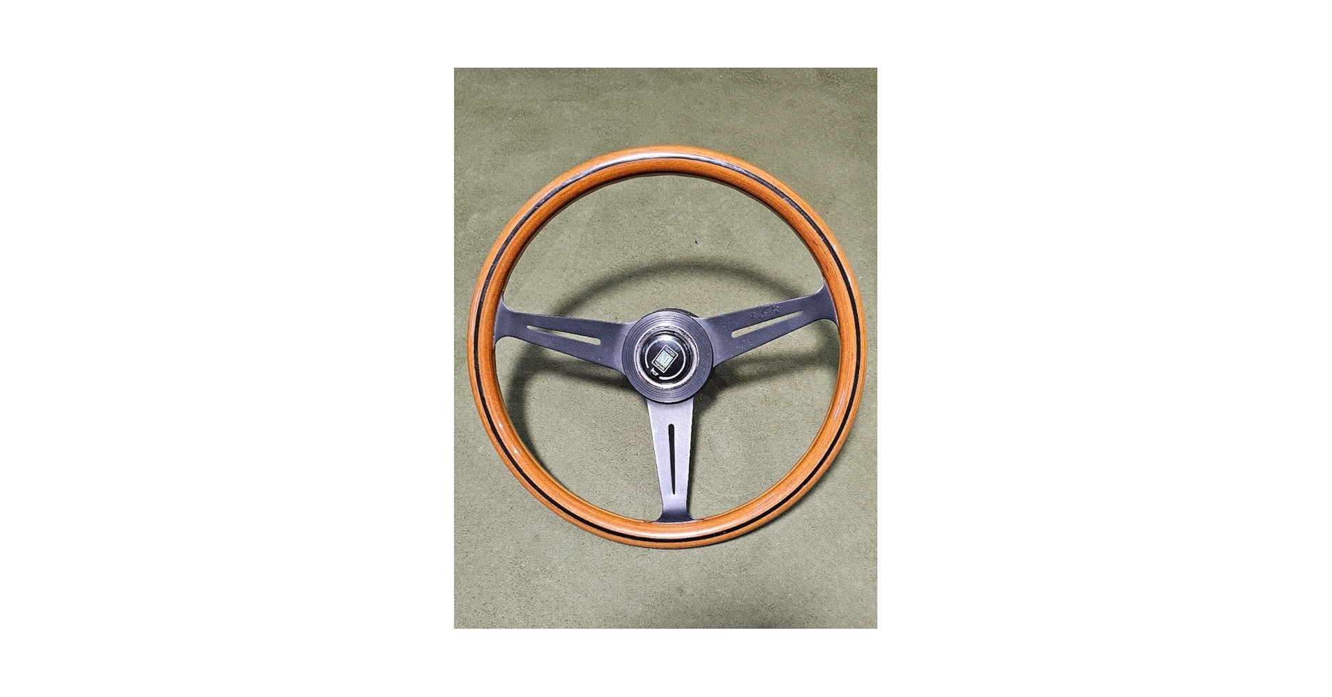 ナルディ ウッドステアリング 36cm Amazon.co.jp: NARDI ナルディ ウッドステアリング 36センチ 黒