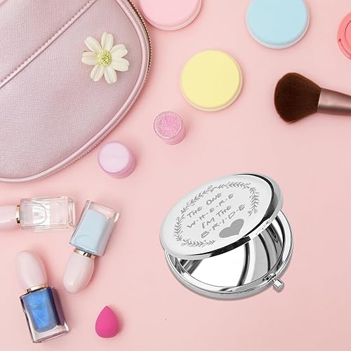 Miniatura 3 de PLITI Espejo compacto de novia para novia, regalo de boda, regalo de despedida de soltera, espejo de bolsillo para mujer (One The Bride CM)