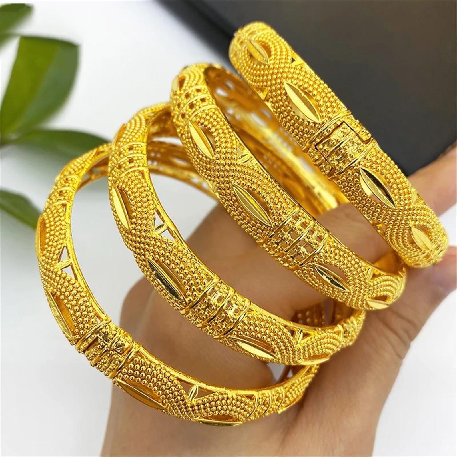 YDYDTTKD Brazalete de Lujo de Color Dorado de 24K para Mujer, Pulsera Redonda con dijes Nupciales, joyería de Moda de Estilo Bohemio para Celebraciones de Boda