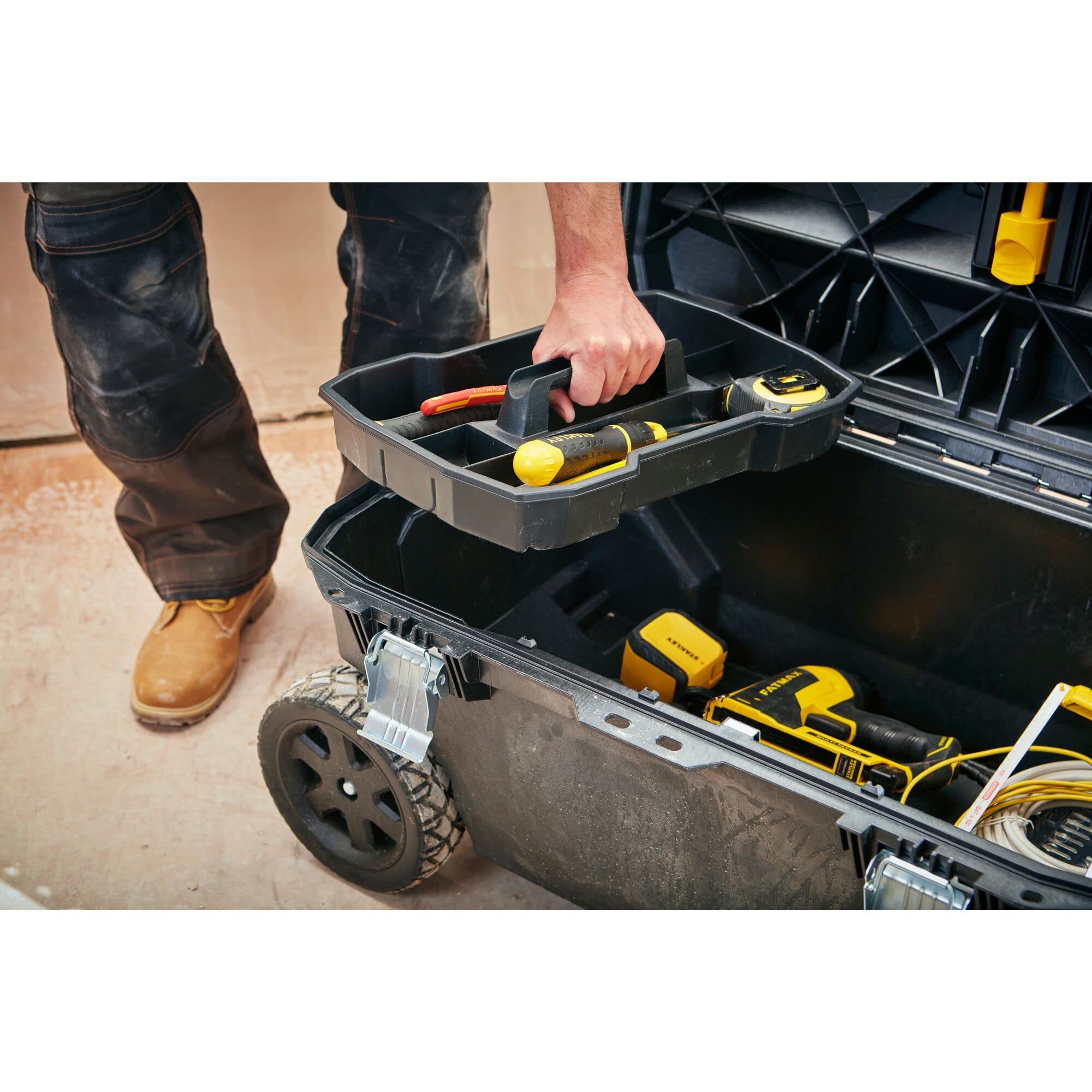 STANLEY FatMax Werkzeugbox mit Rollen/Werkzeugkoffer mit Rollen- Werkzeugkasten leer ZollStructural Foam Zoll (113 Liter Ladevolumen, Schwerlasträder, Metallschließen) 1-94-850