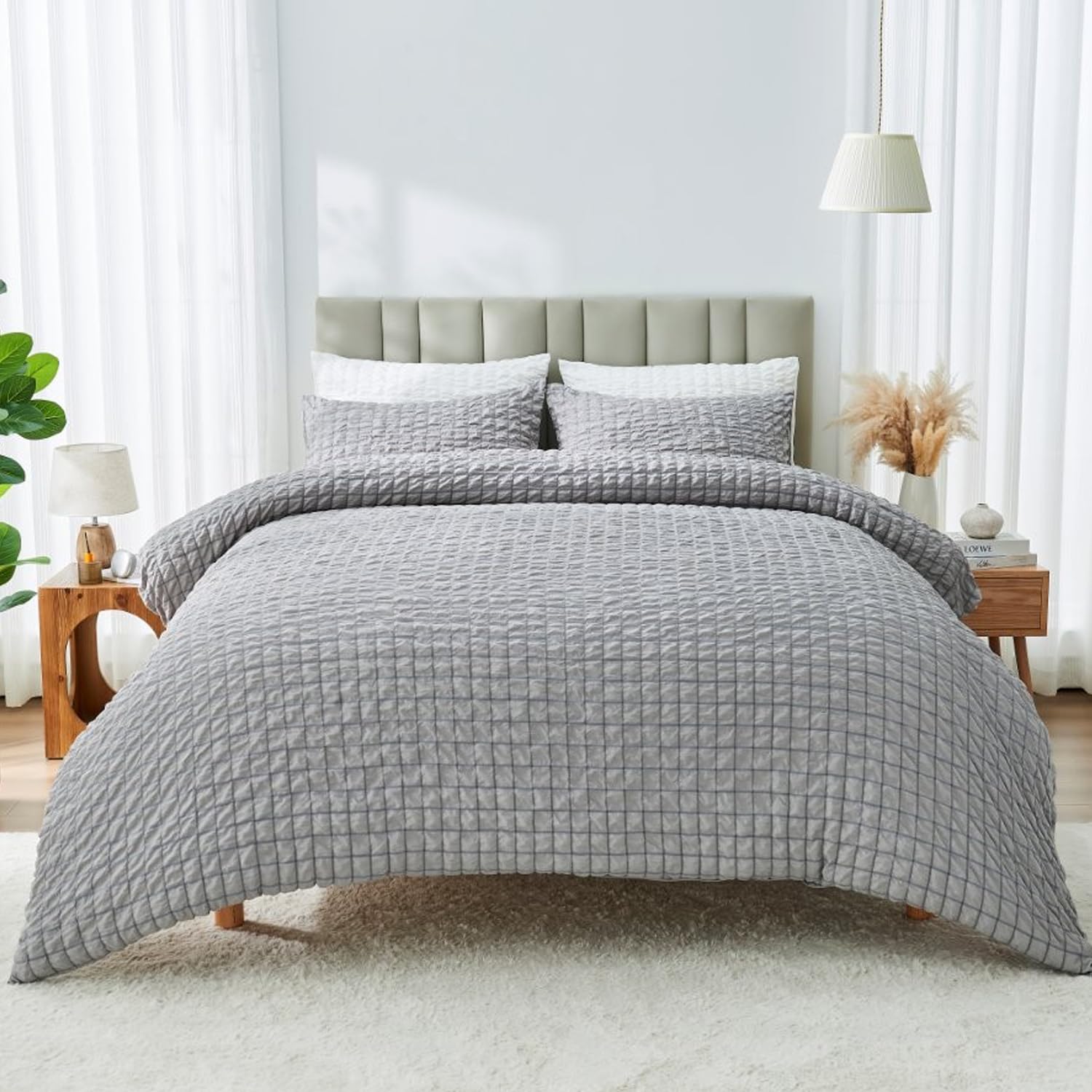 Lions Grey Bedding Set - Double Size Duvet Cover with Matching Pillowcase, Ultra Soft 100% Polyester Microfibre Quilt Covers, 3 Piece Bed Linen Sets, 200x220cm