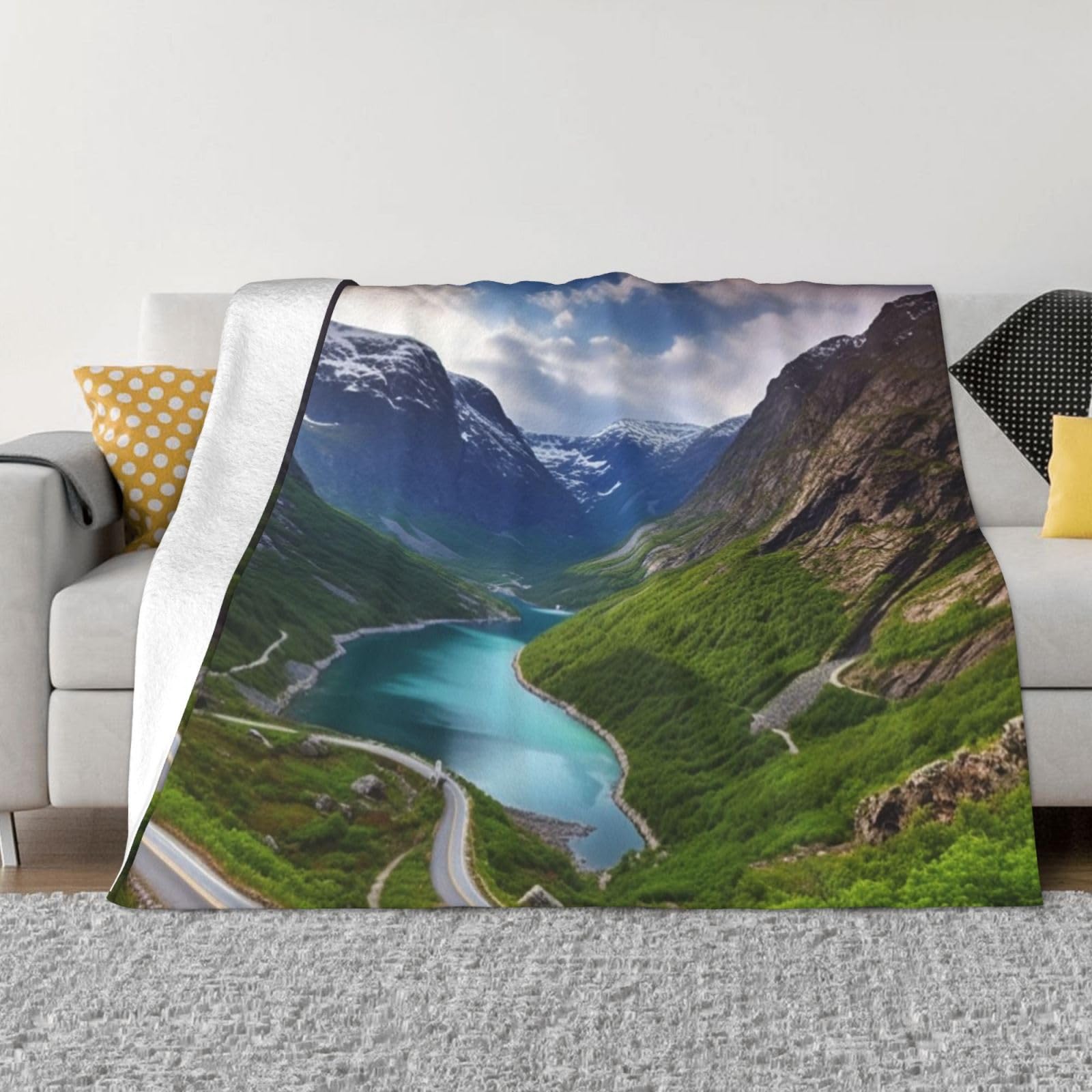 Couverture chaude en flanelle légère et pelucheuse pour sofa