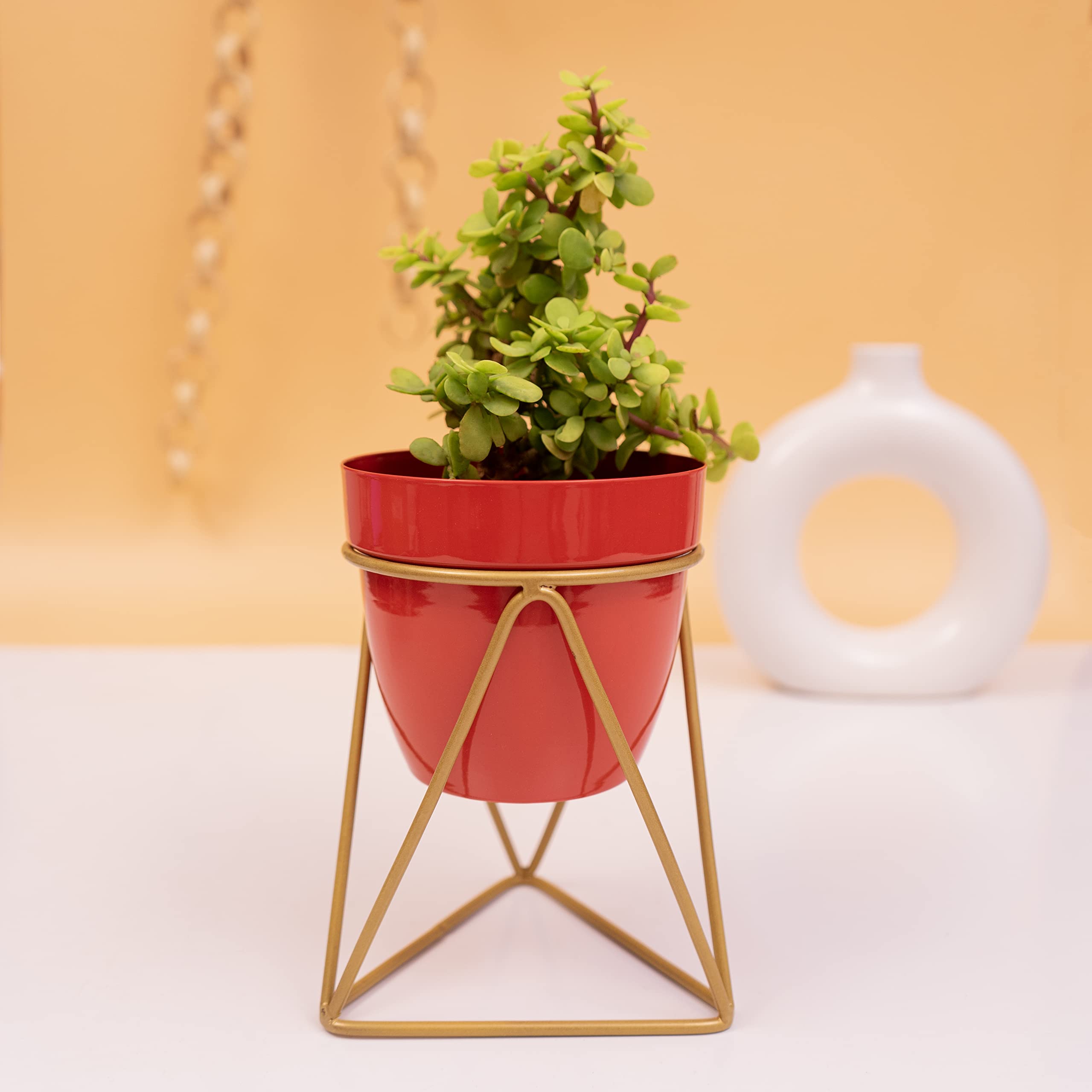 KYARI Vanessa Red Triangular, Metal Oblong Pots & Planters Pack of 1 (B09STZKT7L) Amazon Price History, Amazon Price Tracker