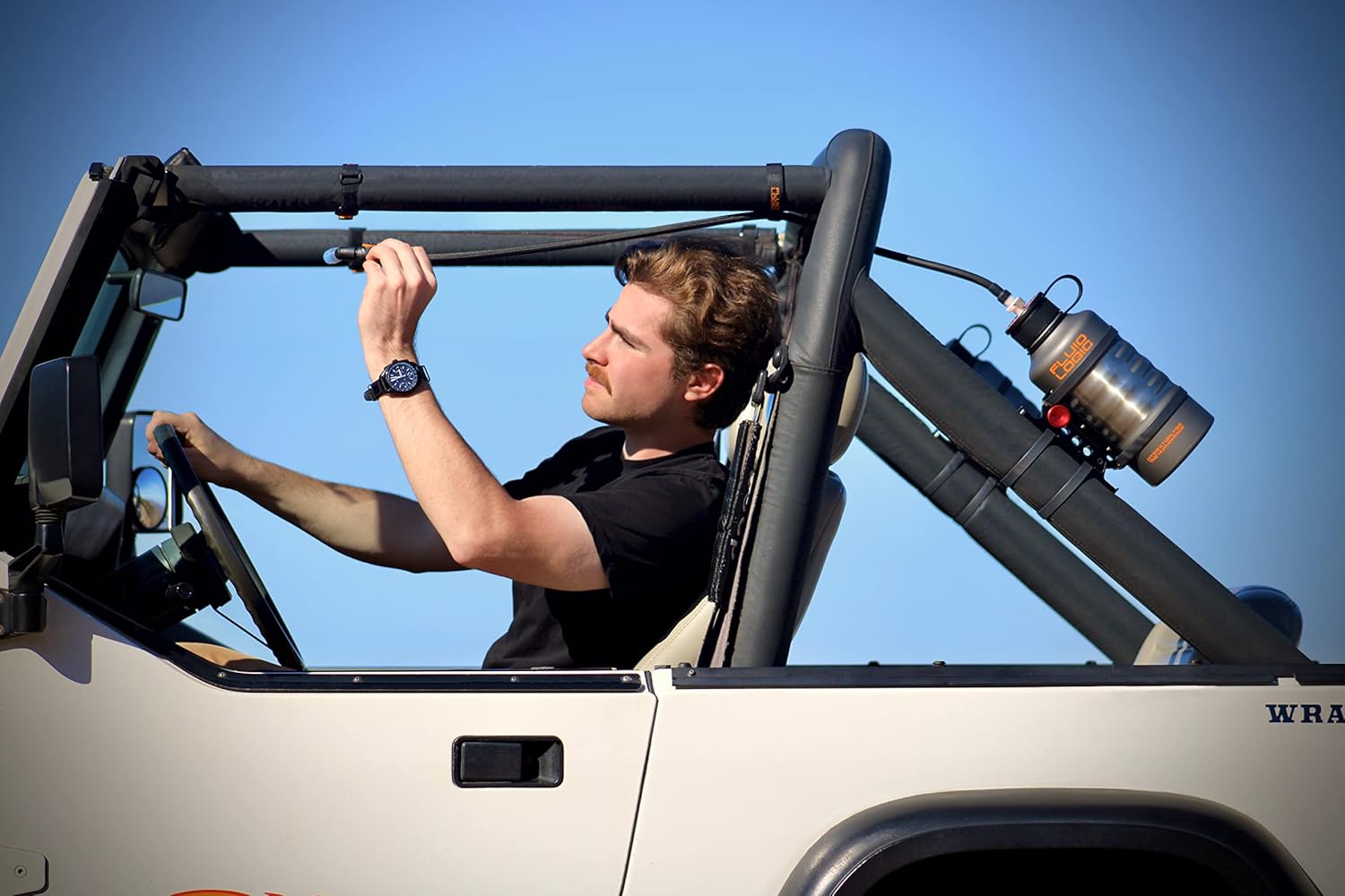 Wave Stainless Steel Hydration Bottle w/Quick Release Universal Rollbar Mount & Hardware For UTV, SxS and Other Offroad Vehicles (64oz) with Keychain