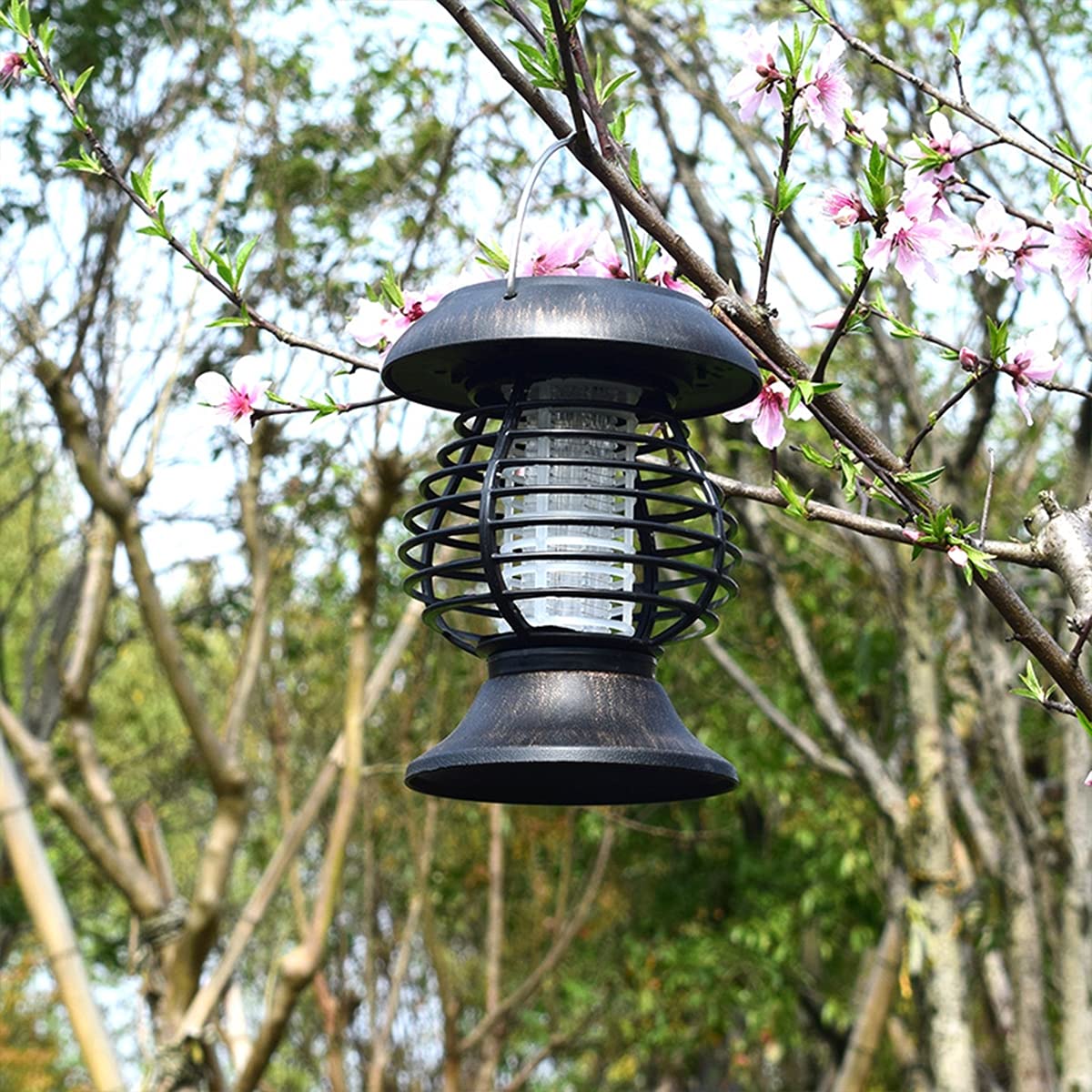 Wiszące lampy solarne, zasilane energią słoneczną wodoodporne lampy retro, jasny krajobraz lampiony, świetna dekoracja na patio, podwórko, ogród i stół, 2 szt