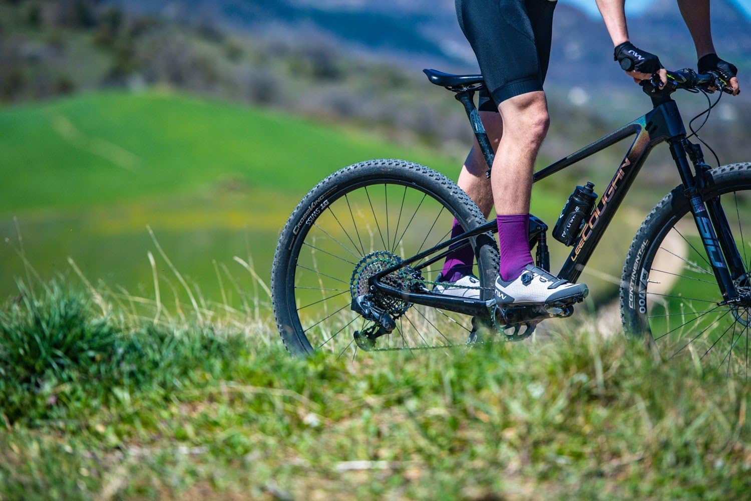 Northwave Razer 2 - MTB Fahrradschuhe Herren mit XC 10 Sohle, SLW3 Drehverschluss, atmungsaktive Unibody-Konstruktion und TPU-Verstärkung