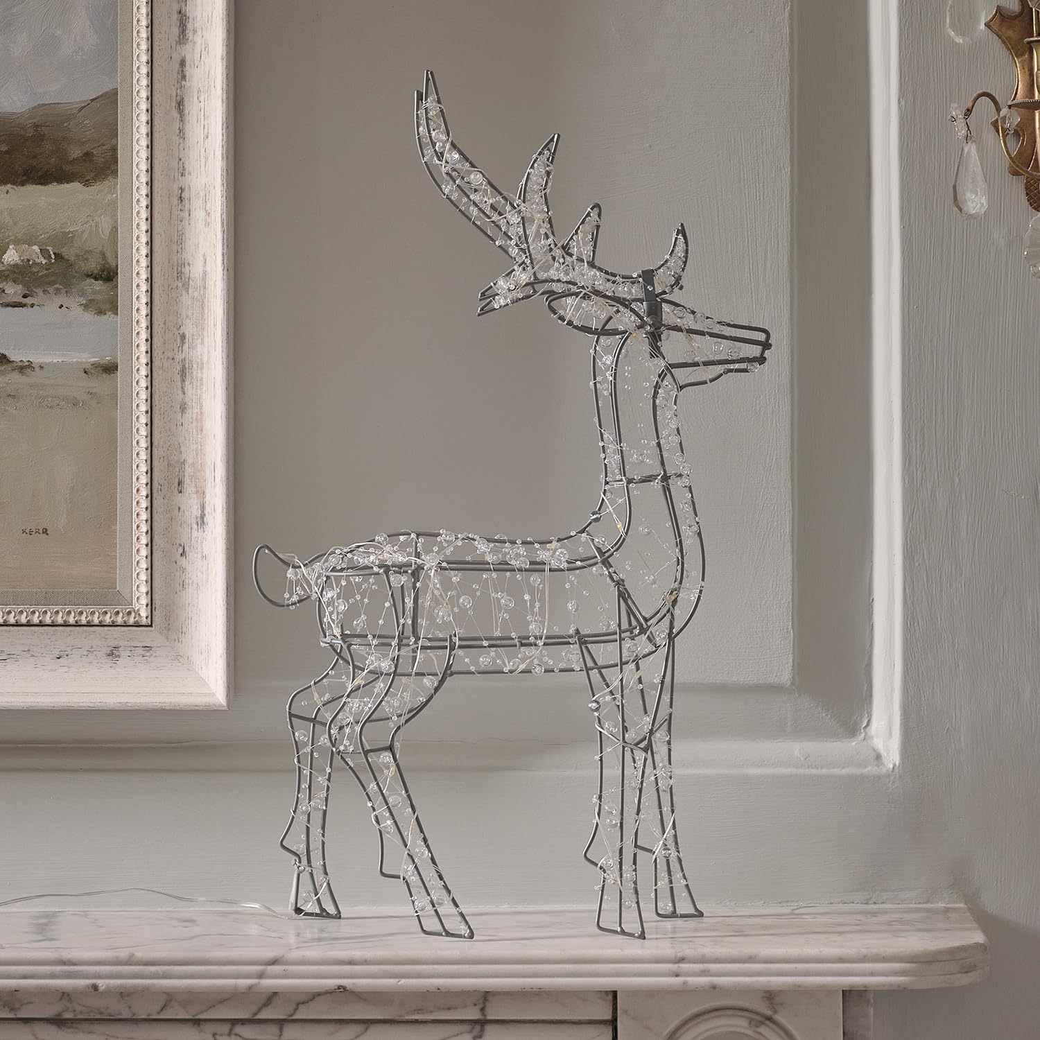 Light4fun Beleuchteter perlenbesetzter Hirsch | mit 50 warmweißen LEDs | batteriebetrieben & mit Timer | Weihnachtsfigur für innen und außen | Weihnachtsdeko Beleuchtung Garten Haus