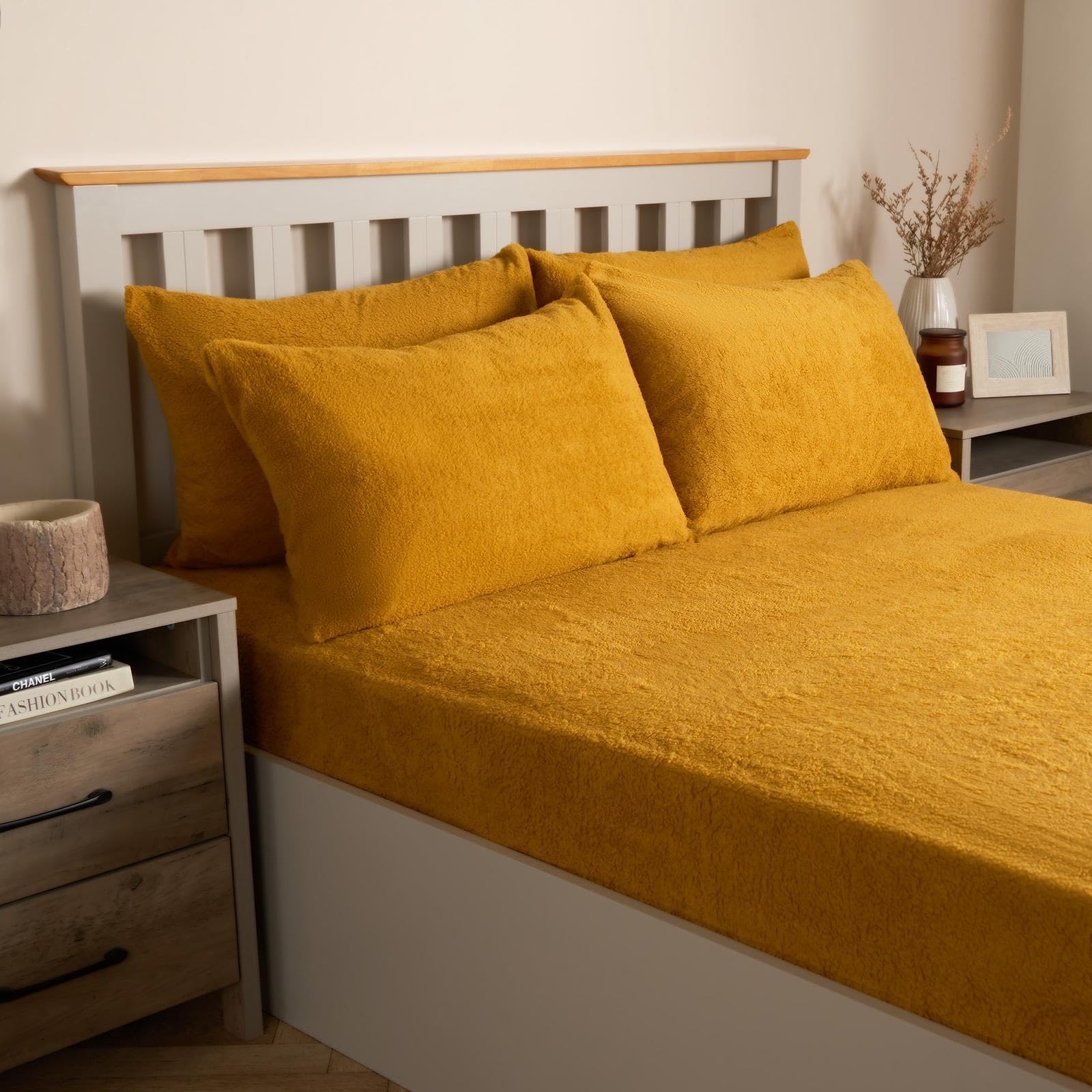 Ohs Ochre Teddy Bear Pillowcases 4 Pack, Luxury Fluffy Pillow Covers, Warm Cosy Soft Teddy Fleece Hotel Quality Thermal Pillowcases, Yellow