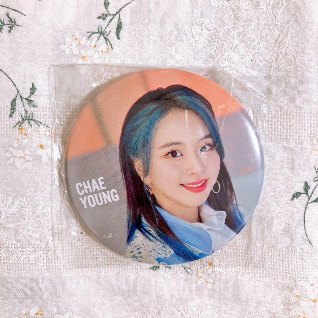 Amazon.co.jp: TWICE チェヨン 缶バッジ Fanfare ライブ ライブグッズ 