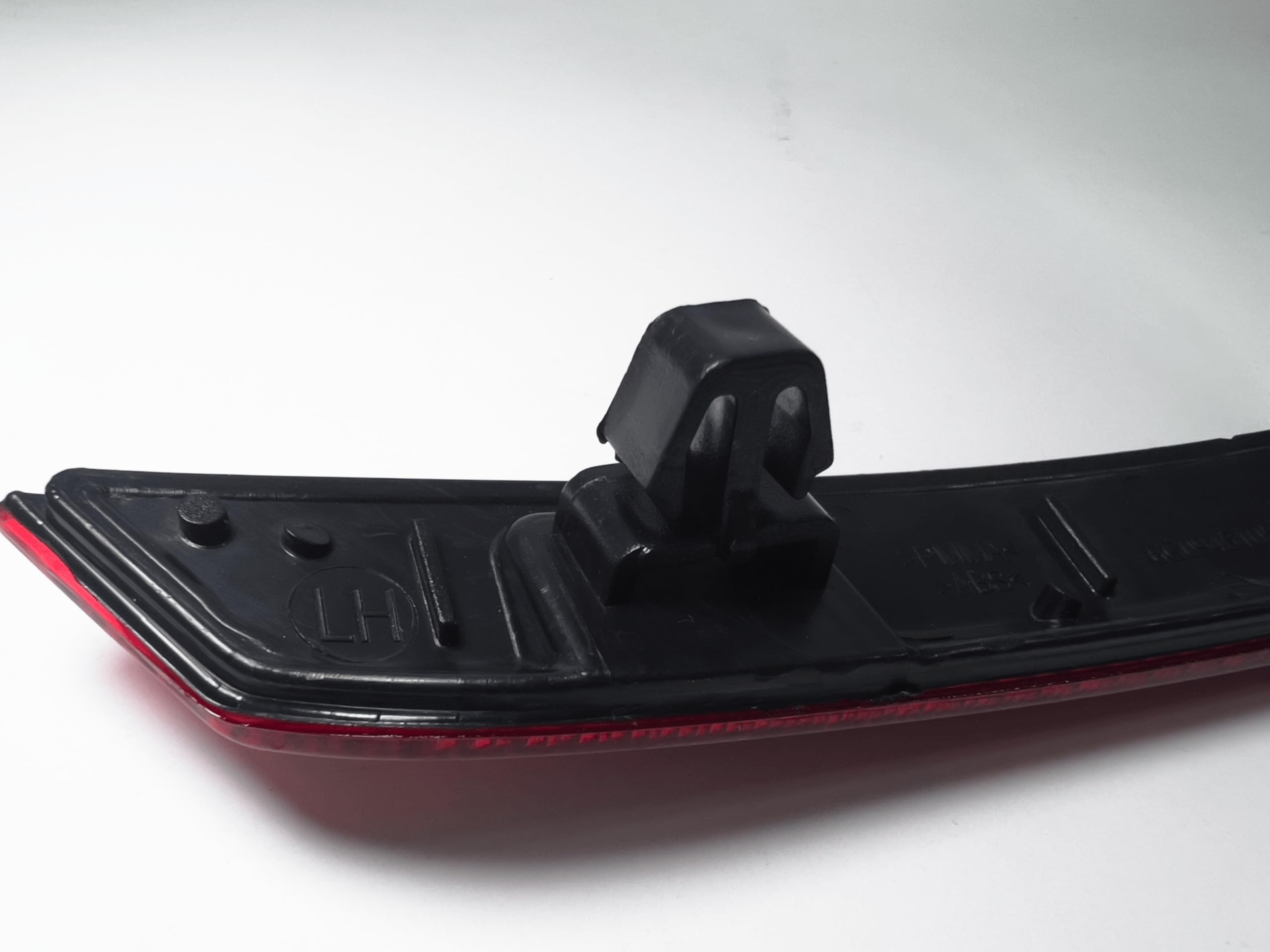 2 catarifrangenti per paraurti posteriore, destro e sinistro, compatibili con VW Polo 2014-2017 6C0945106B 6C0945105B
