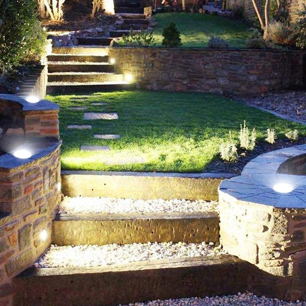 Solar Bodenleuchten Aussen Solarleuchten Garten 4 Stück 12 LEDs Solarlampen LED Gartenleuchten Außenleuchte, Wasserdicht IP65 Landschaftslichter für Rasen, Dachrinnen, Fahrstraßen Gehweg