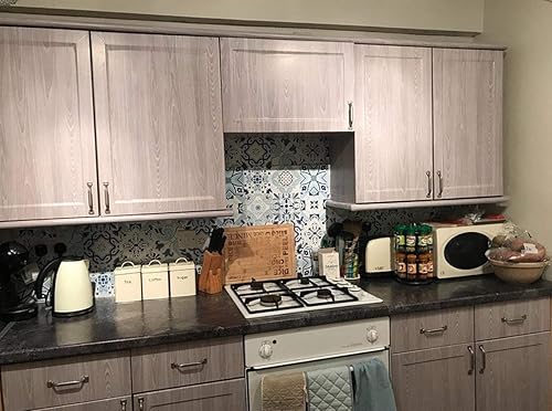 Miniatura 6 de Redodeco Papel adhesivo de grano de madera gris autoadhesivo para encimera, muebles, armarios, estantes, papel tapiz, 17.7 x 130 pulgadas