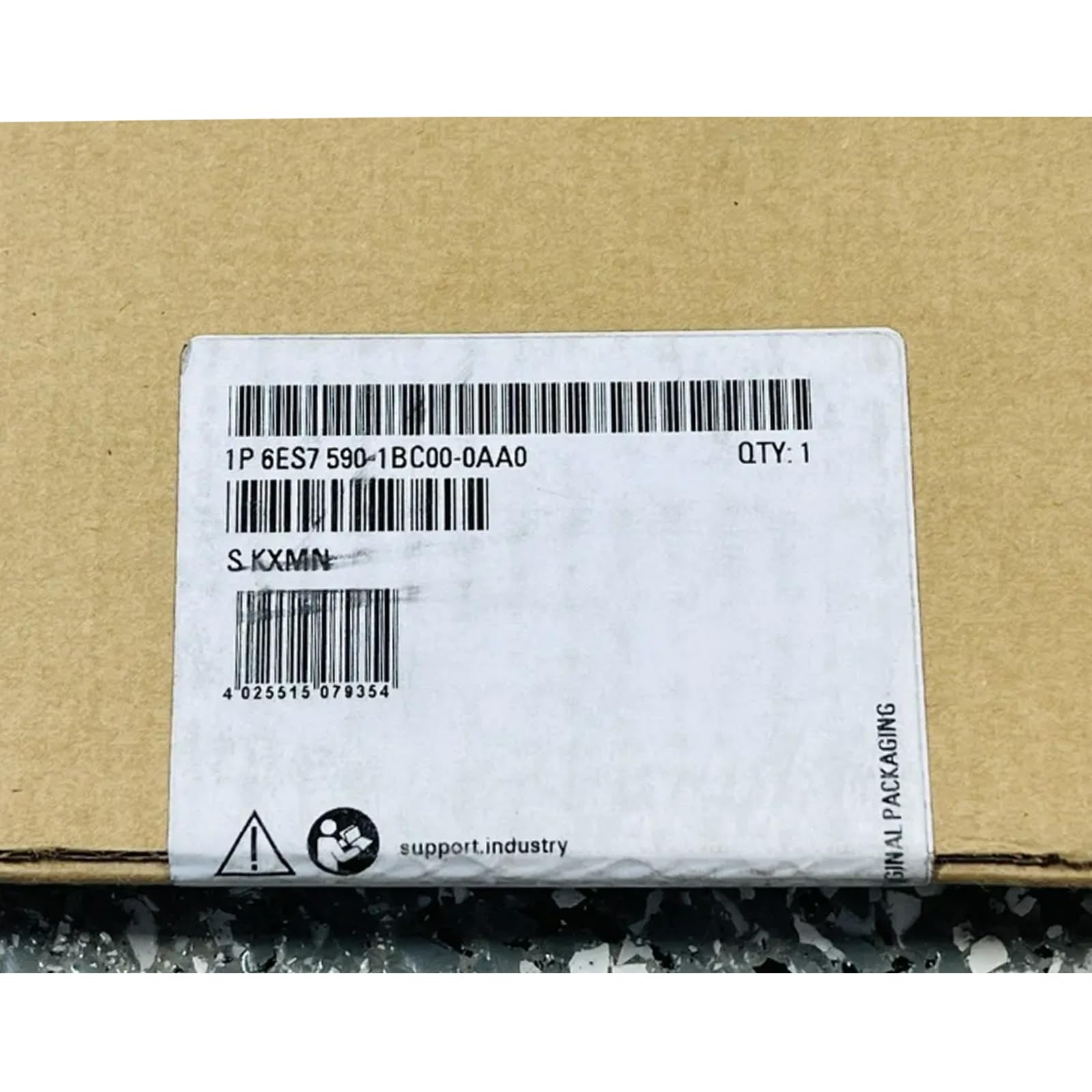 6ES7590-1BC00-0AA0 Rail profilé de support d'origine pour automate scellé