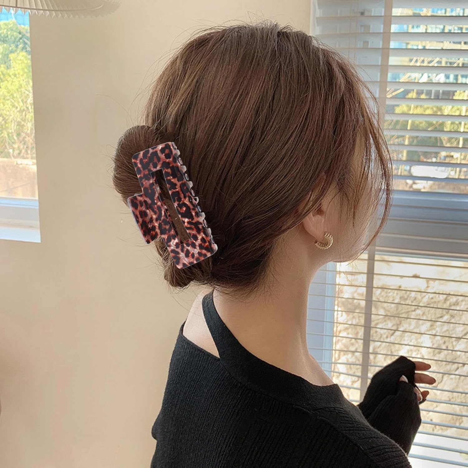 Fall Leopard Print Hair Clips Elegant Dark Brown Leopard Print Hair Claw Medium Acrylic Hair Claw Clips Strong Hold Jaw Clips Nonslip Hair Clamps Claw Autumn Winter Hair Clip Accessories for Women - Image 5
