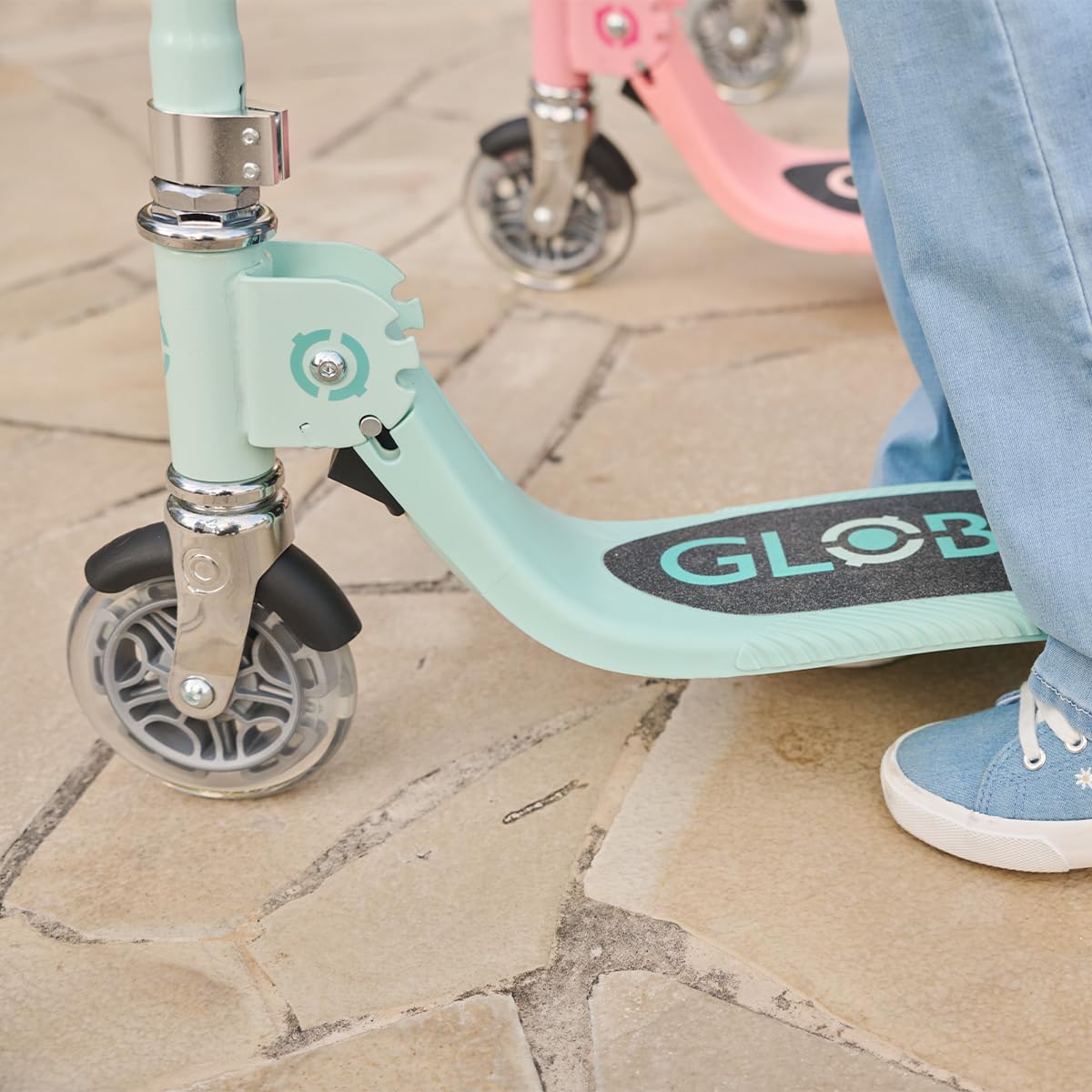Globber - Flow Foldable Junior Lights - 2-kołowa hulajnoga dla dzieci od 3 lat, zielona