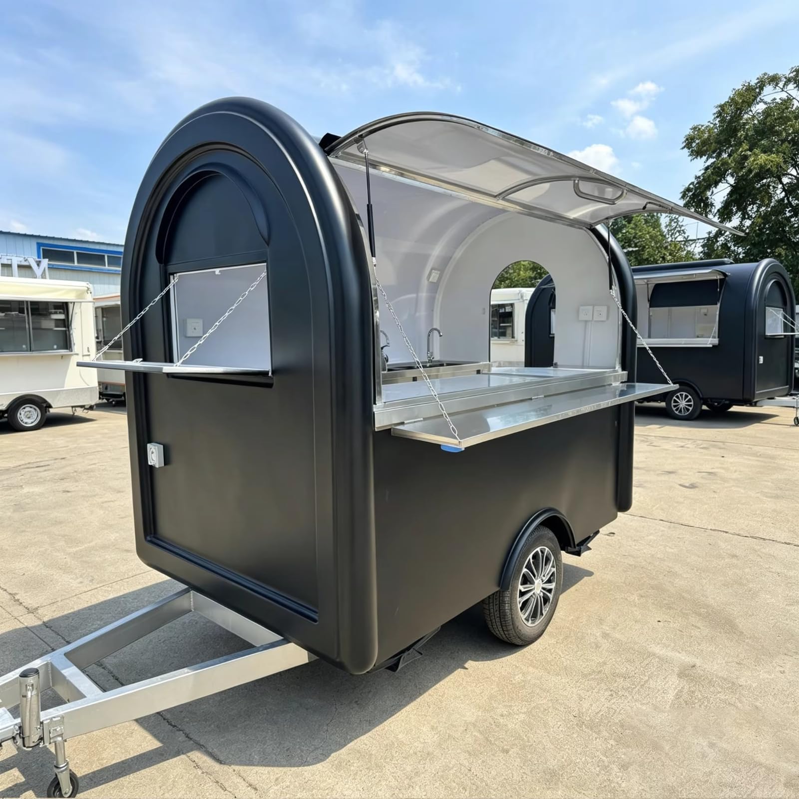 Camion alimentari e rimorchi alimentari completamente attrezzati in vendita - Camion alimentari mobili con griglie, friggitrici, frigoriferi per fare hamburger, pizza e hot dog