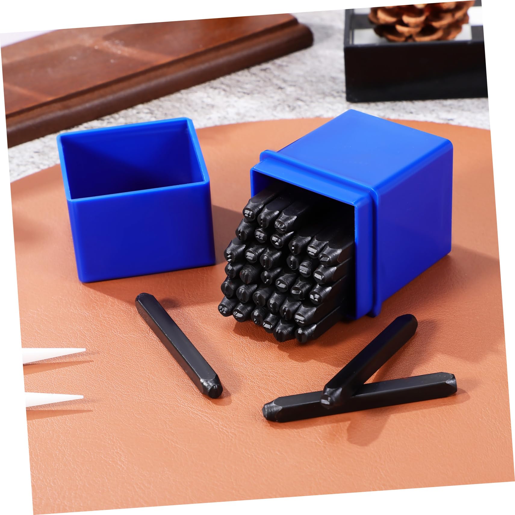NUOBESTY Juego de Punzones de Acero al Carbono para Estampar Números Alta Precisión, Stamp Puncher Adecuado para Aficionados y Maquinistas en Metal y Plástico