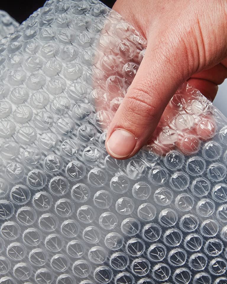 Image of Premium Polythene Air Bubble Wrap, Packaging Material For Multi Purpose Use 1 Meter Wide (5M 30Gsm)