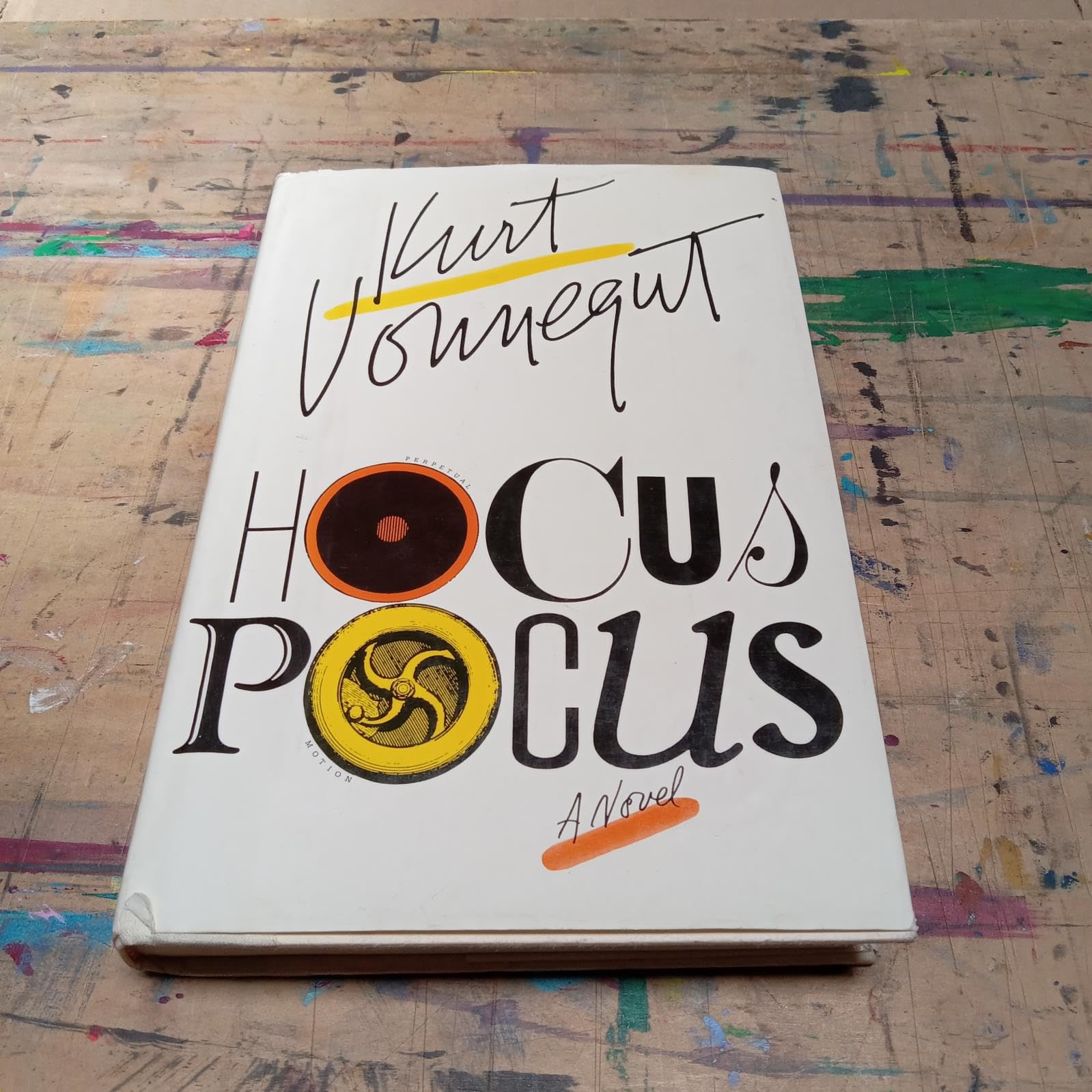Hocus Pocus: Vonnegut, Kurt: 9780399135248: Amazon.com: Books