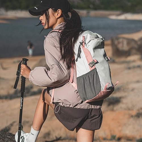 Miniatura 6 de Mochila pequeña de senderismo rosa impermeable de 20L con correa para el pecho para mujer, mochila de viaje ligera con correas acolchadas para avión
