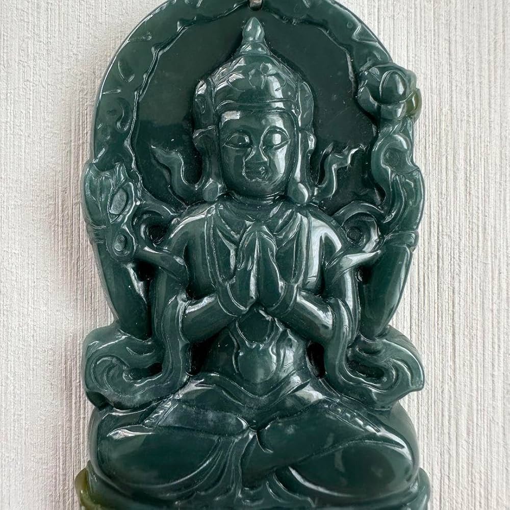 天然石翡翠ペンダント　仏教至宝「普渡衆生」観音菩薩　極細工彫刻ヒスイペンダント 甲州貴石細工『インド翡翠観音菩薩』ガラスケース付 | 東京書芸